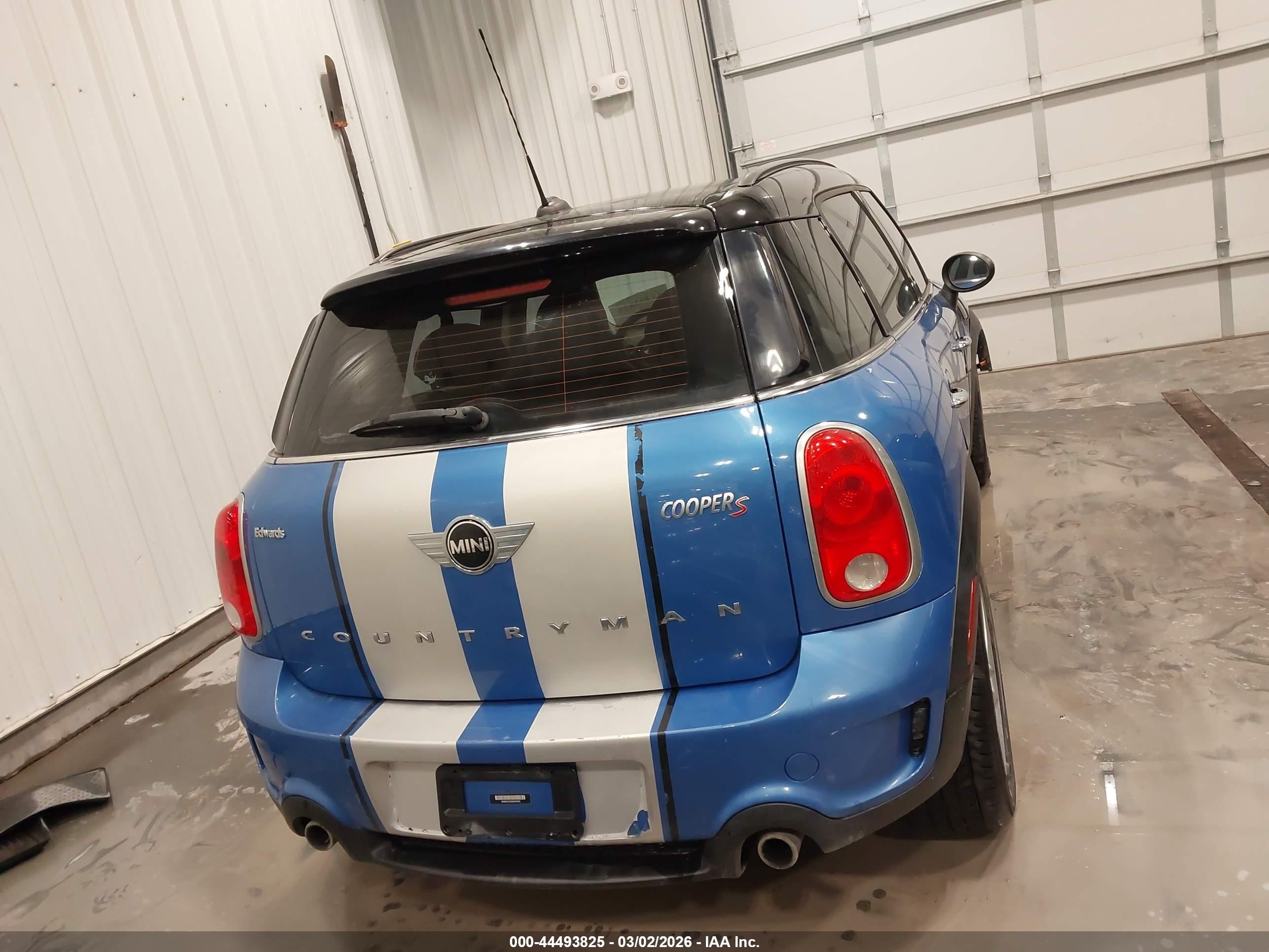 2014 Mini Countryman Cooper S Blue vin: WMWZC5C50EWP38403