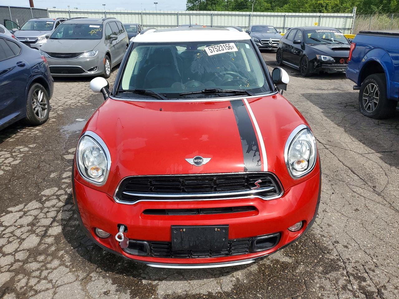 2015 Mini Cooper S Countryman Red vin: WMWZC5C50FWP44607