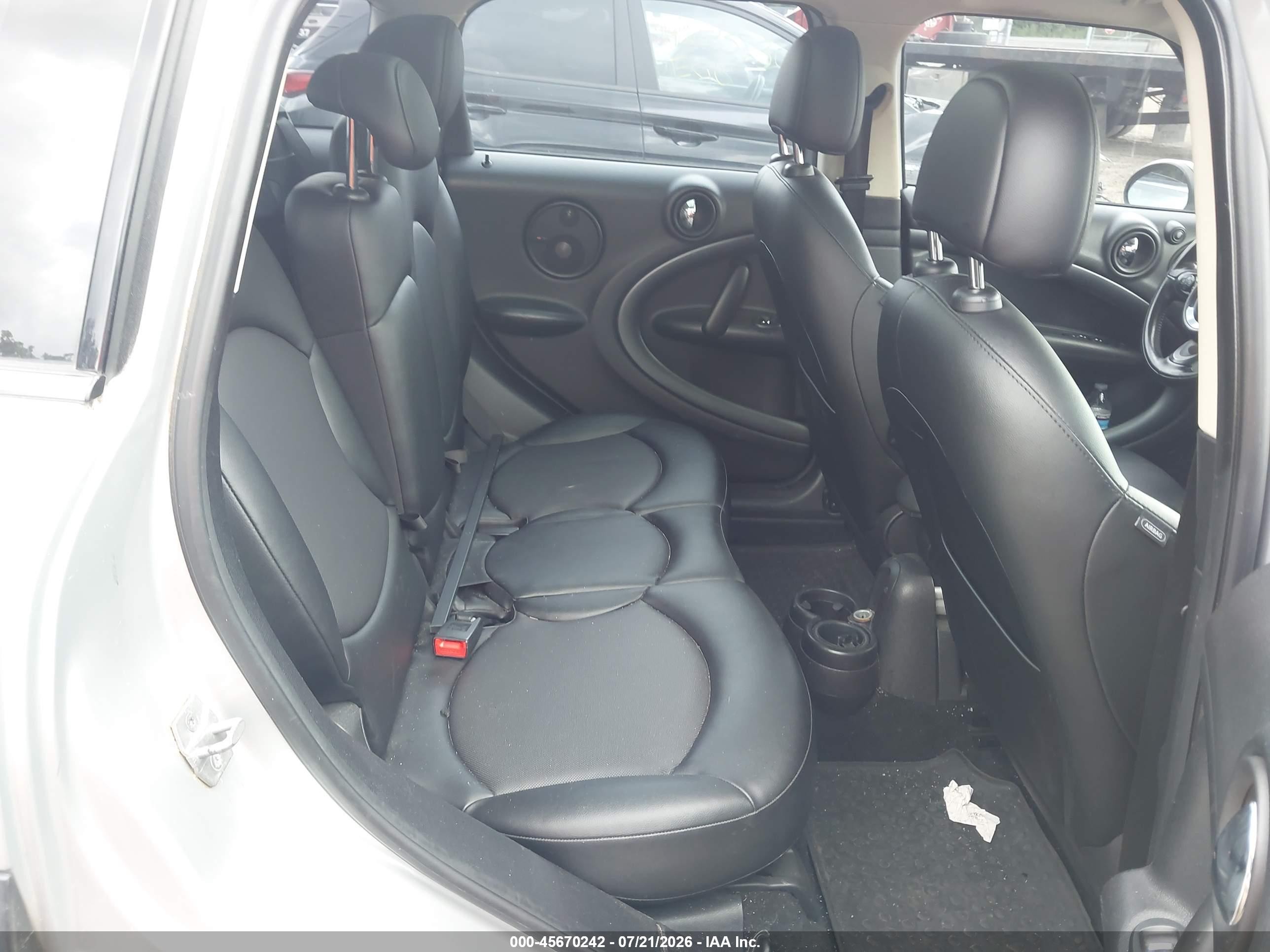 2015 Mini Countryman Cooper S Silver vin: WMWZC5C50FWP49029