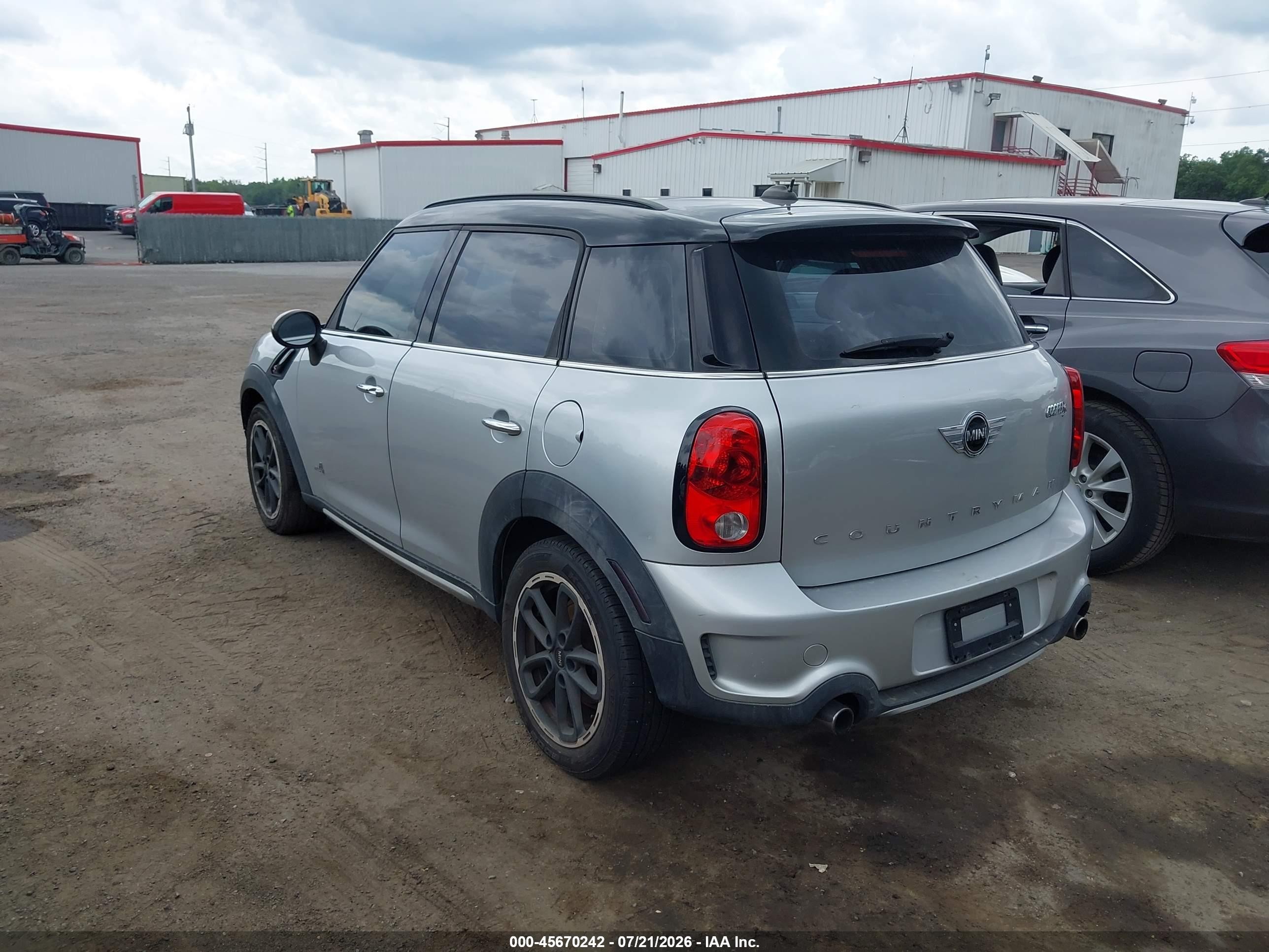 2015 Mini Countryman Cooper S Silver vin: WMWZC5C50FWP49029