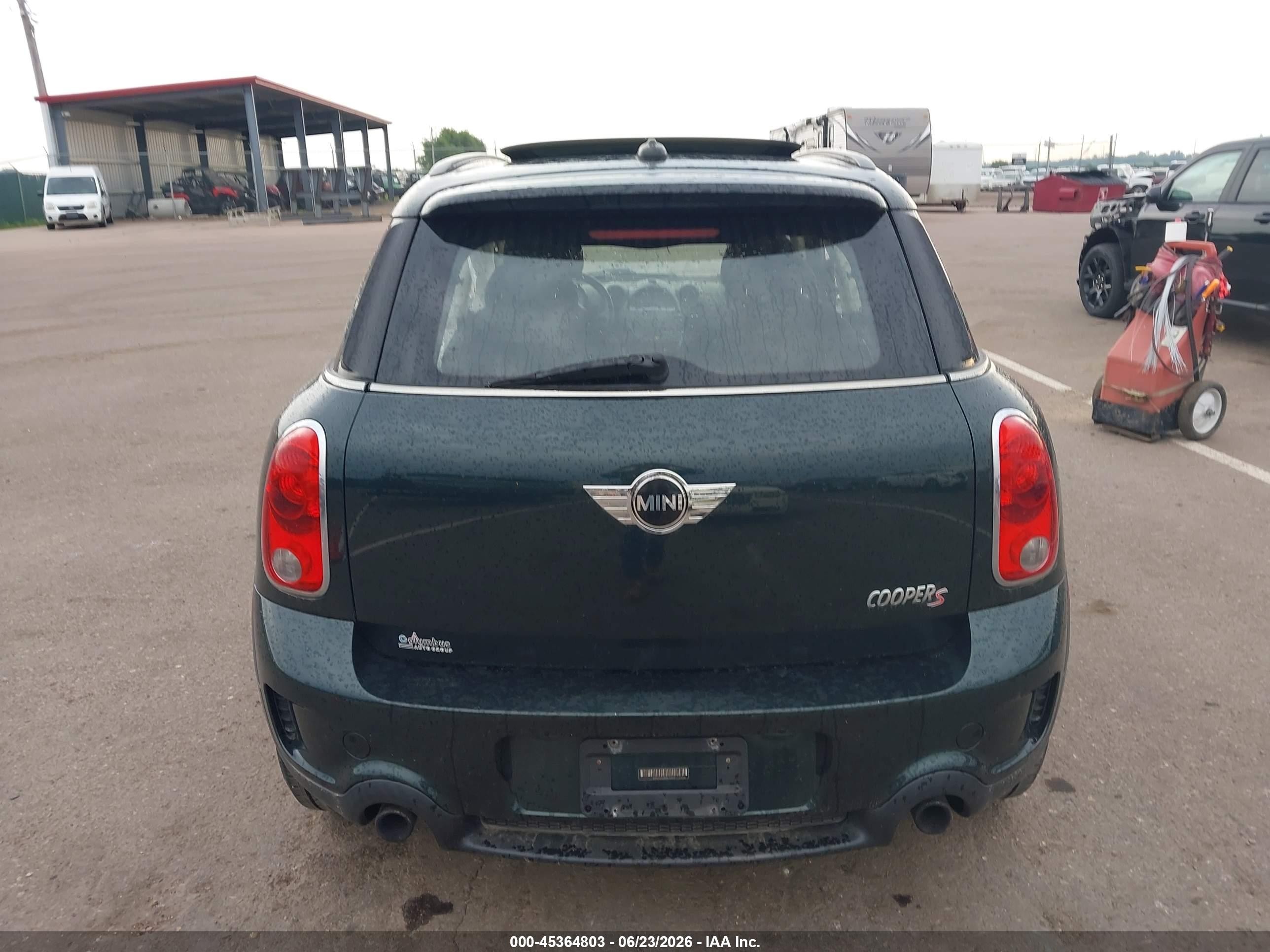 2011 Mini Cooper S Countryman   Green vin: WMWZC5C51BWL54013