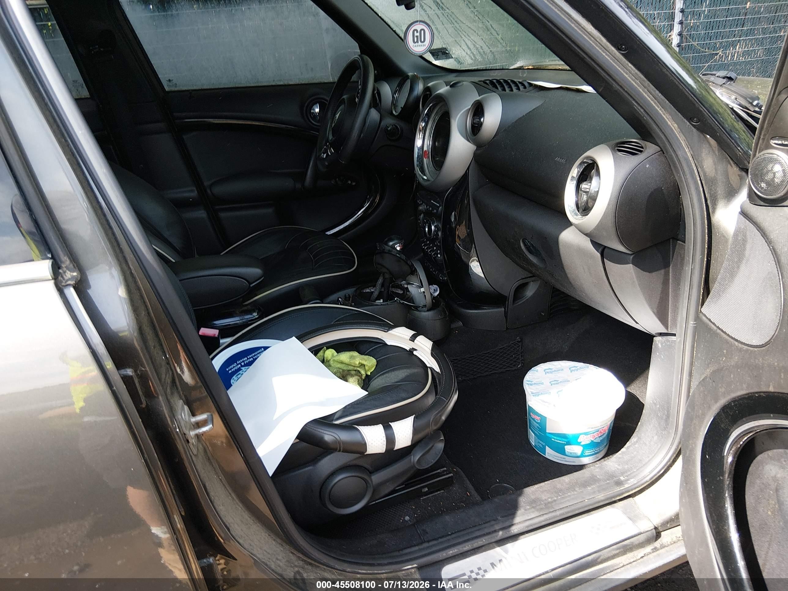2012 Mini Cooper S Countryman   Black vin: WMWZC5C51CWL59083