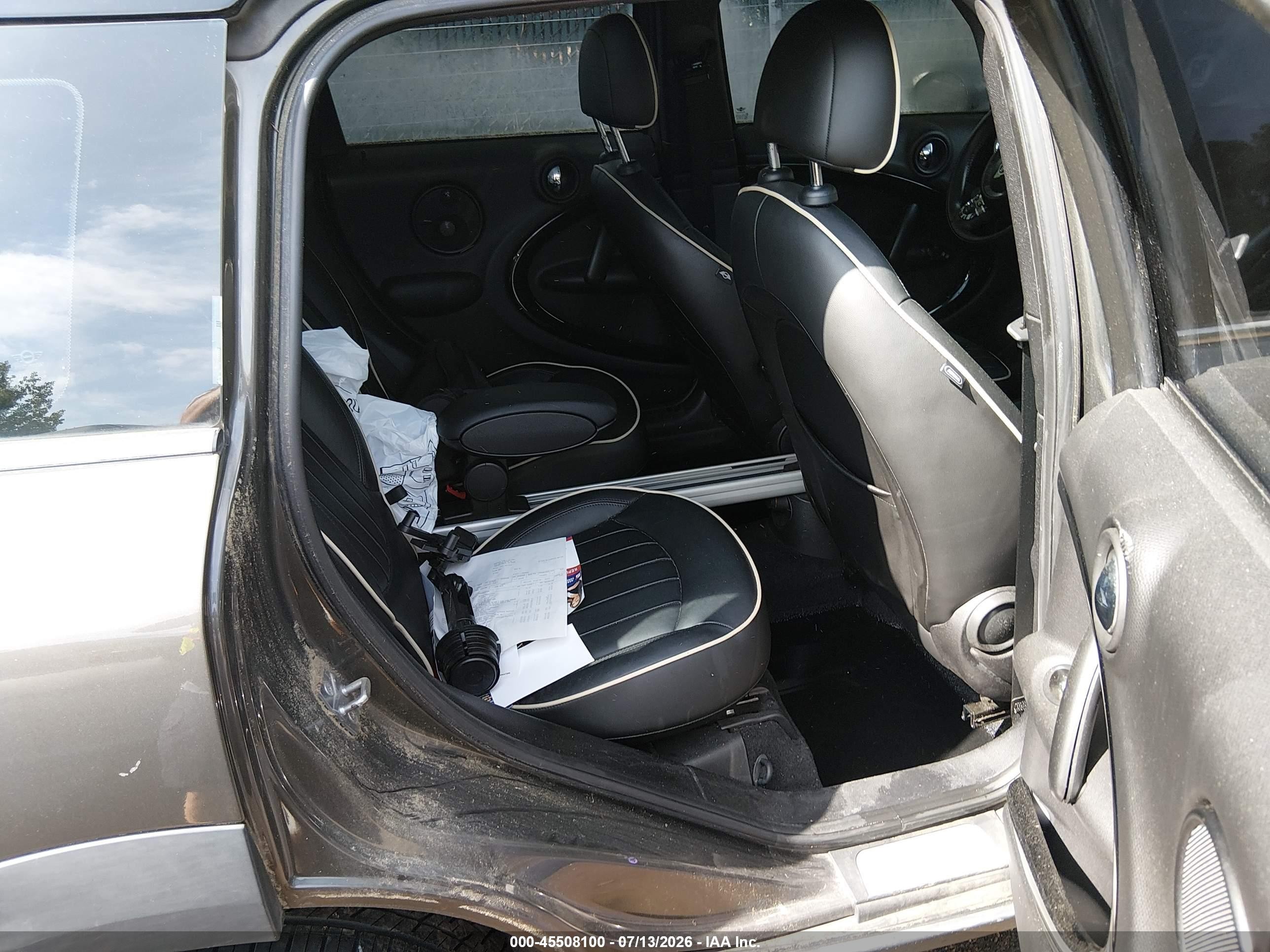 2012 Mini Cooper S Countryman   Black vin: WMWZC5C51CWL59083