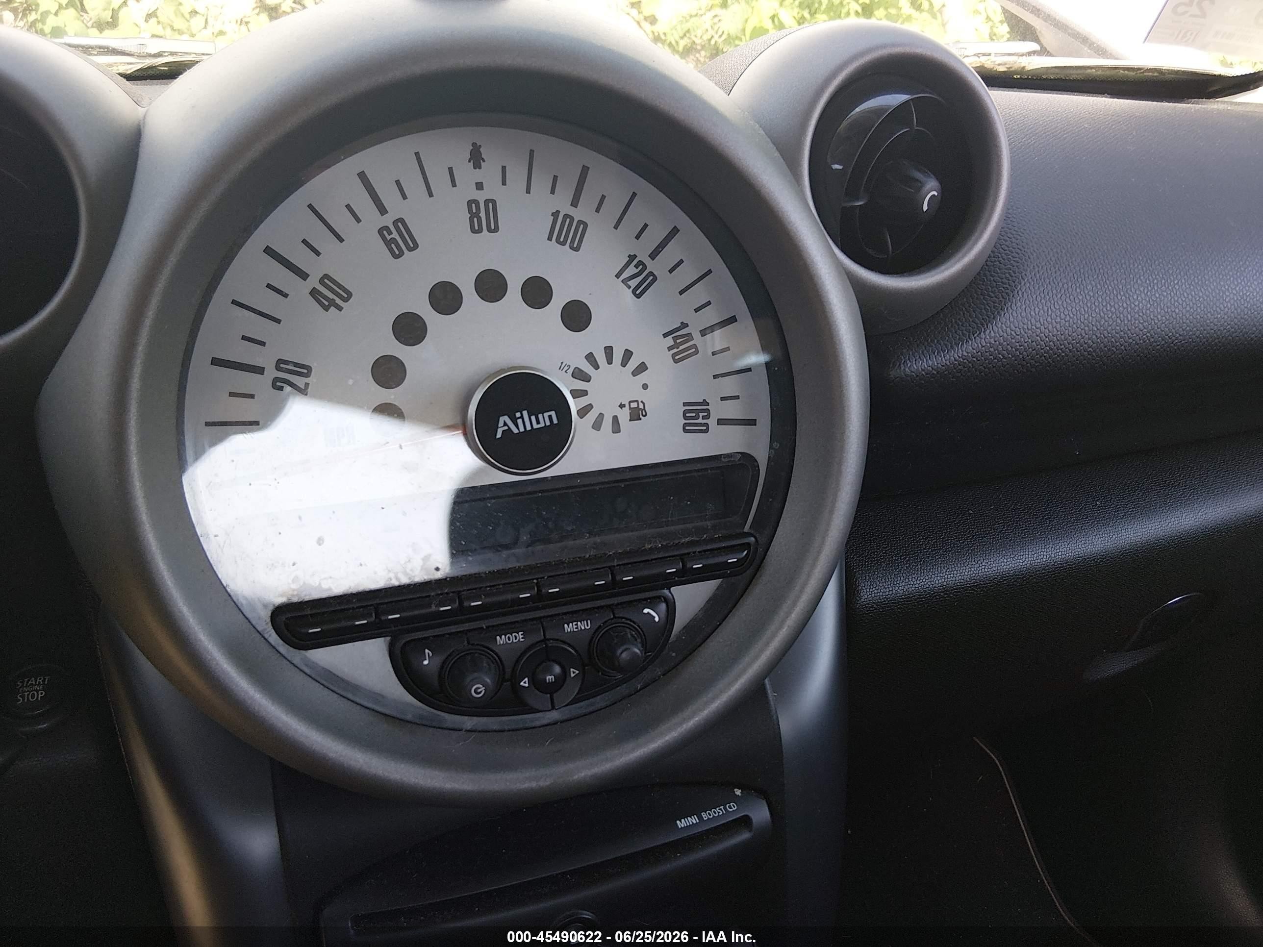 2012 Mini Cooper S Countryman   White vin: WMWZC5C51CWM11957