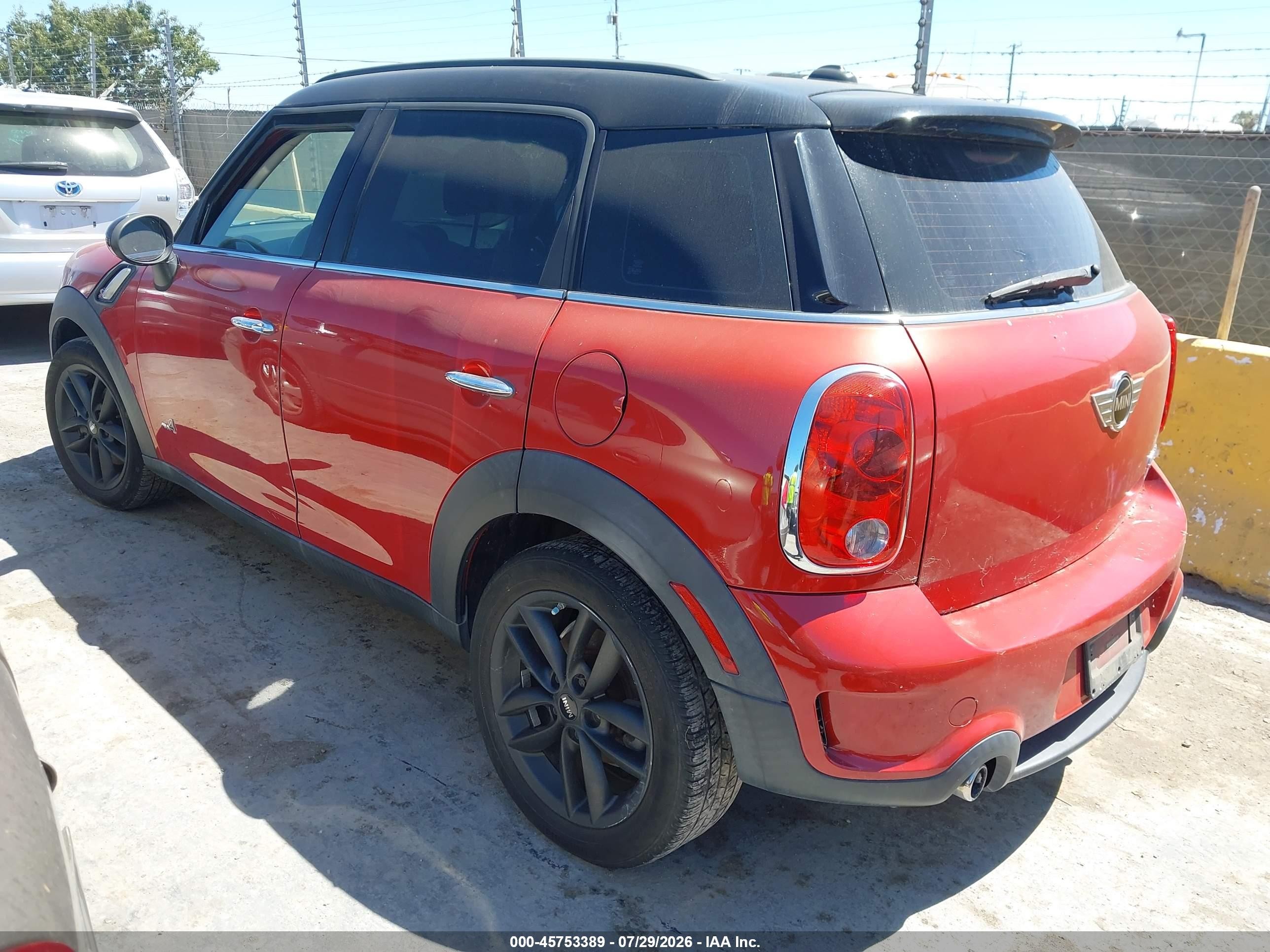 2013 Mini Countryman Cooper S Красный vin: WMWZC5C51DWP32057