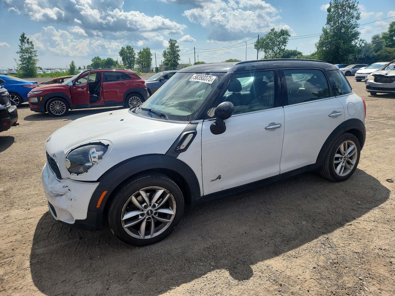 2013 Mini Cooper S Countryman White vin: WMWZC5C51DWP32141