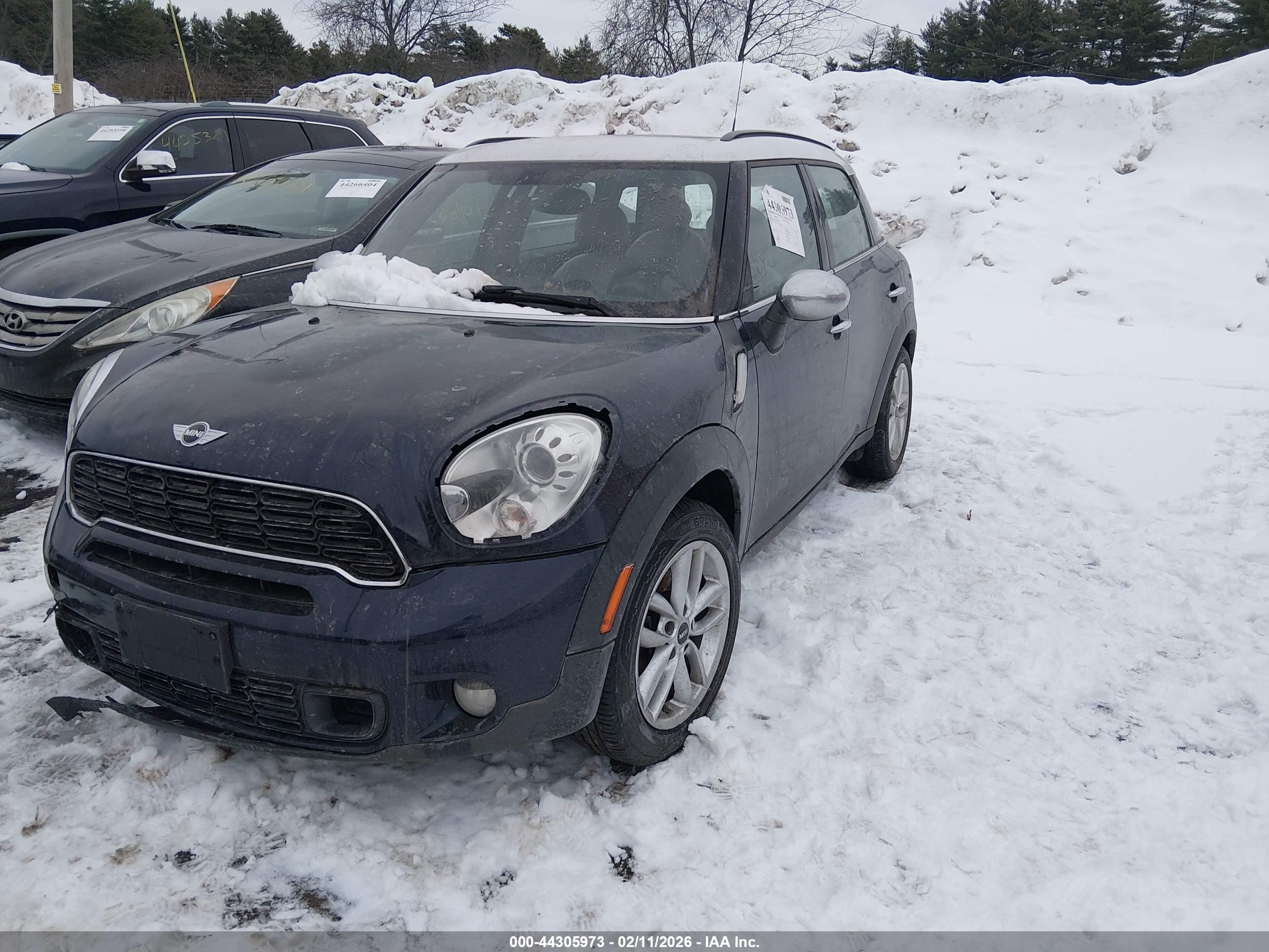 2014 Mini Countryman Cooper S Blue vin: WMWZC5C51EWP35767