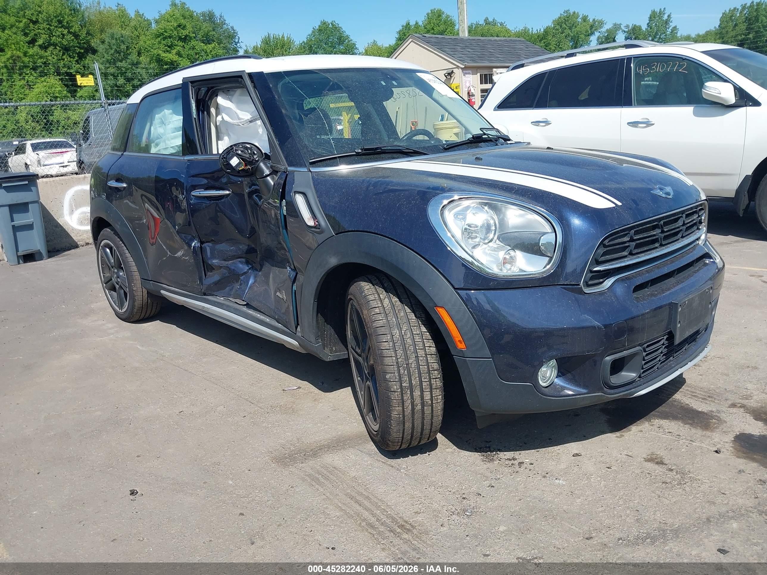 2015 Mini Countryman Cooper S Синий vin: WMWZC5C51FWP42980