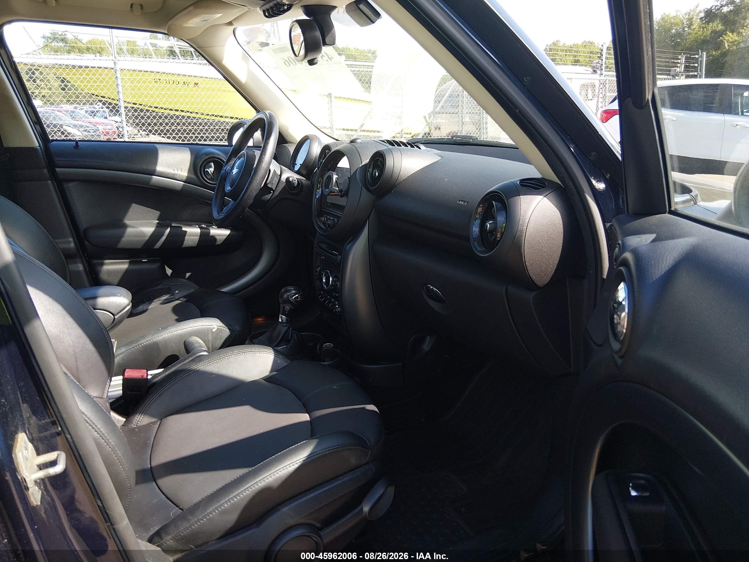2015 Mini Countryman Cooper S Dark Blue vin: WMWZC5C51FWP46110