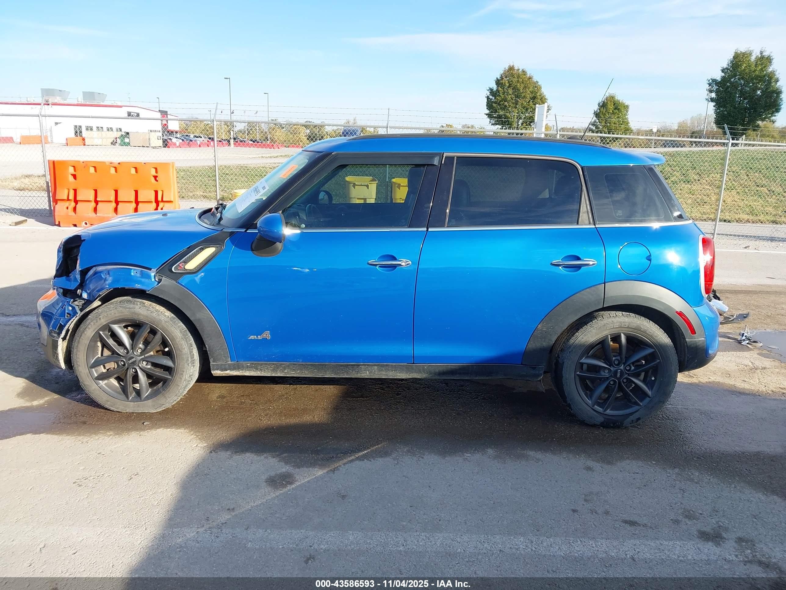 2012 Mini Cooper S Countryman   Blue vin: WMWZC5C52CWL58265