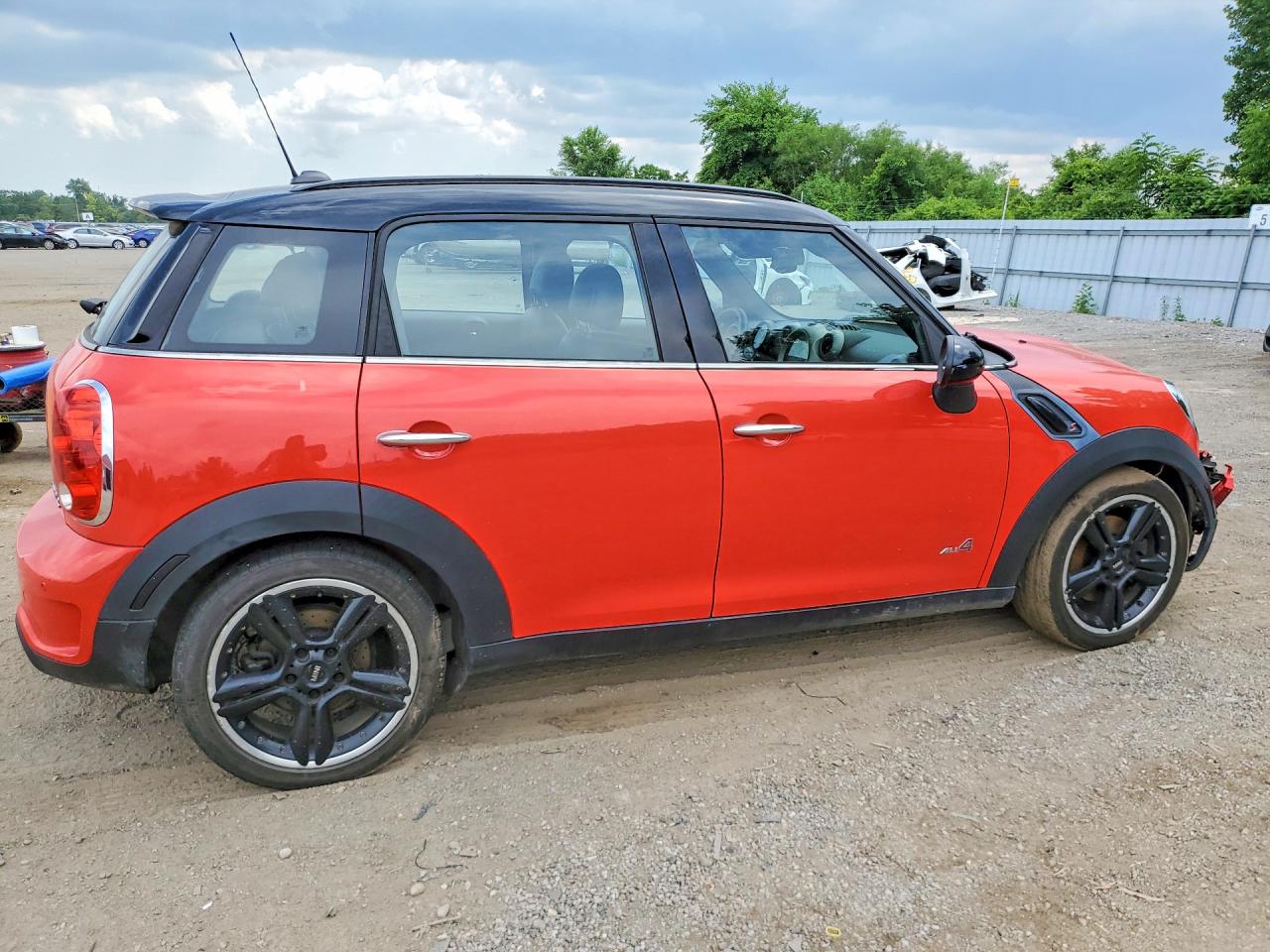 2012 Mini Cooper S Countryman Red vin: WMWZC5C52CWL59268