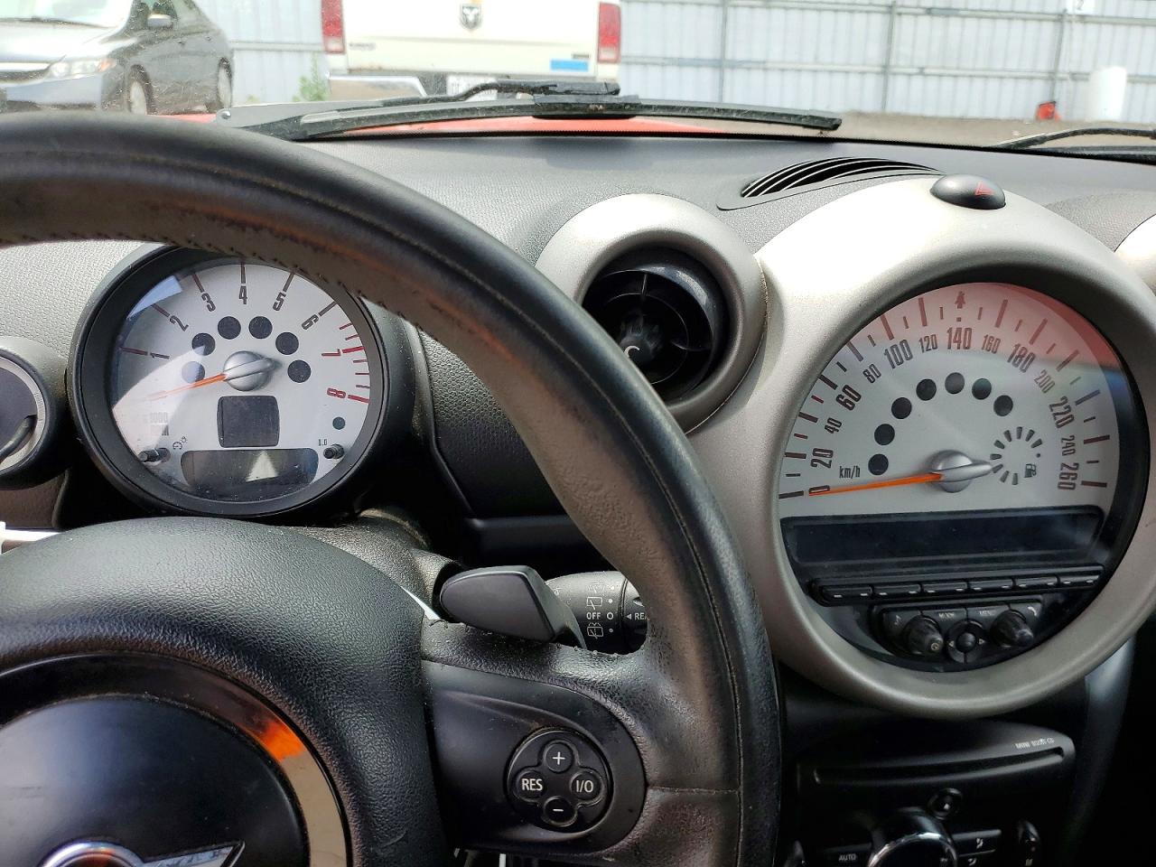 2012 Mini Cooper S Countryman Red vin: WMWZC5C52CWL59268