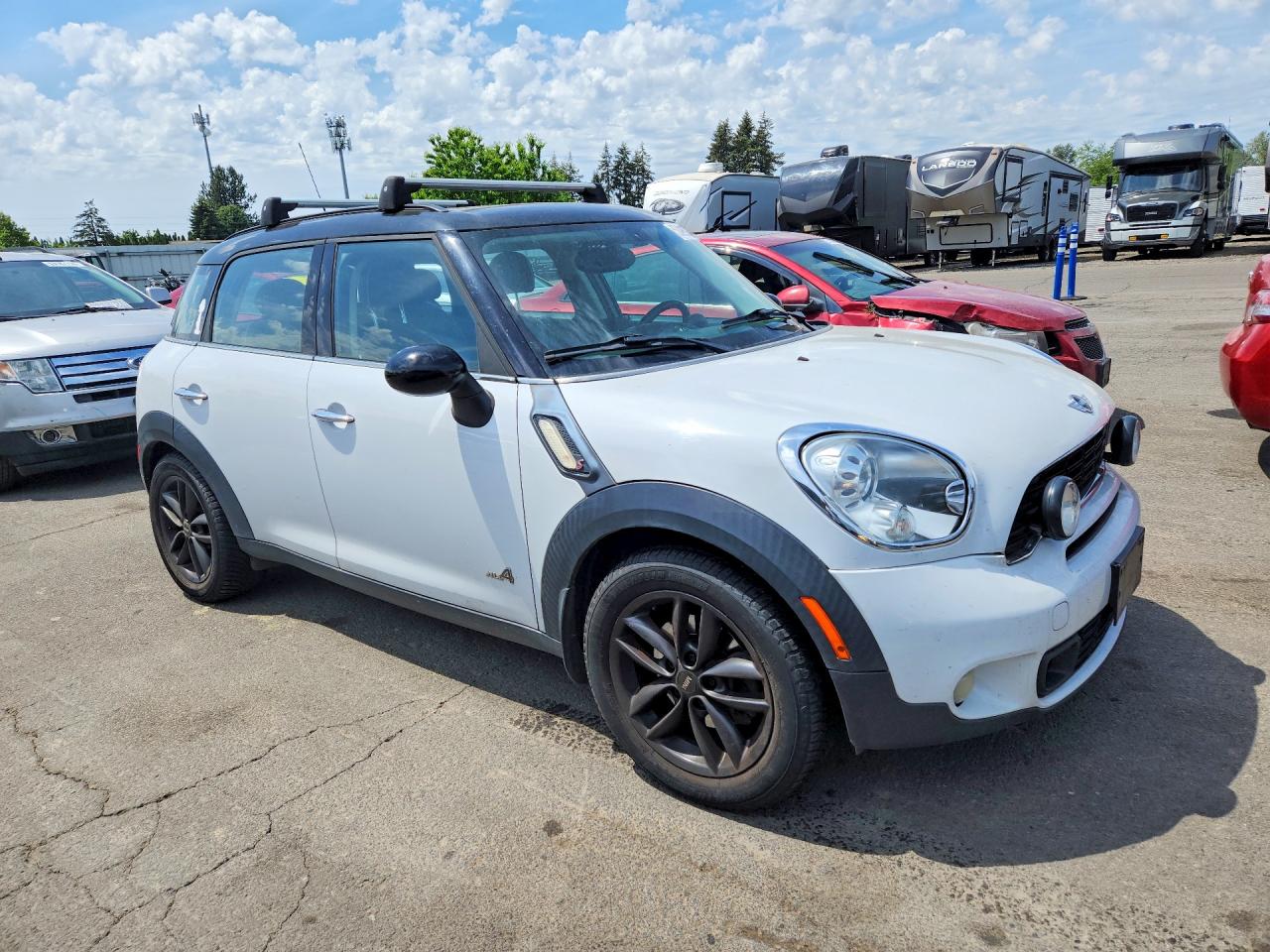 2012 Mini Cooper S Countryman White vin: WMWZC5C52CWL59836