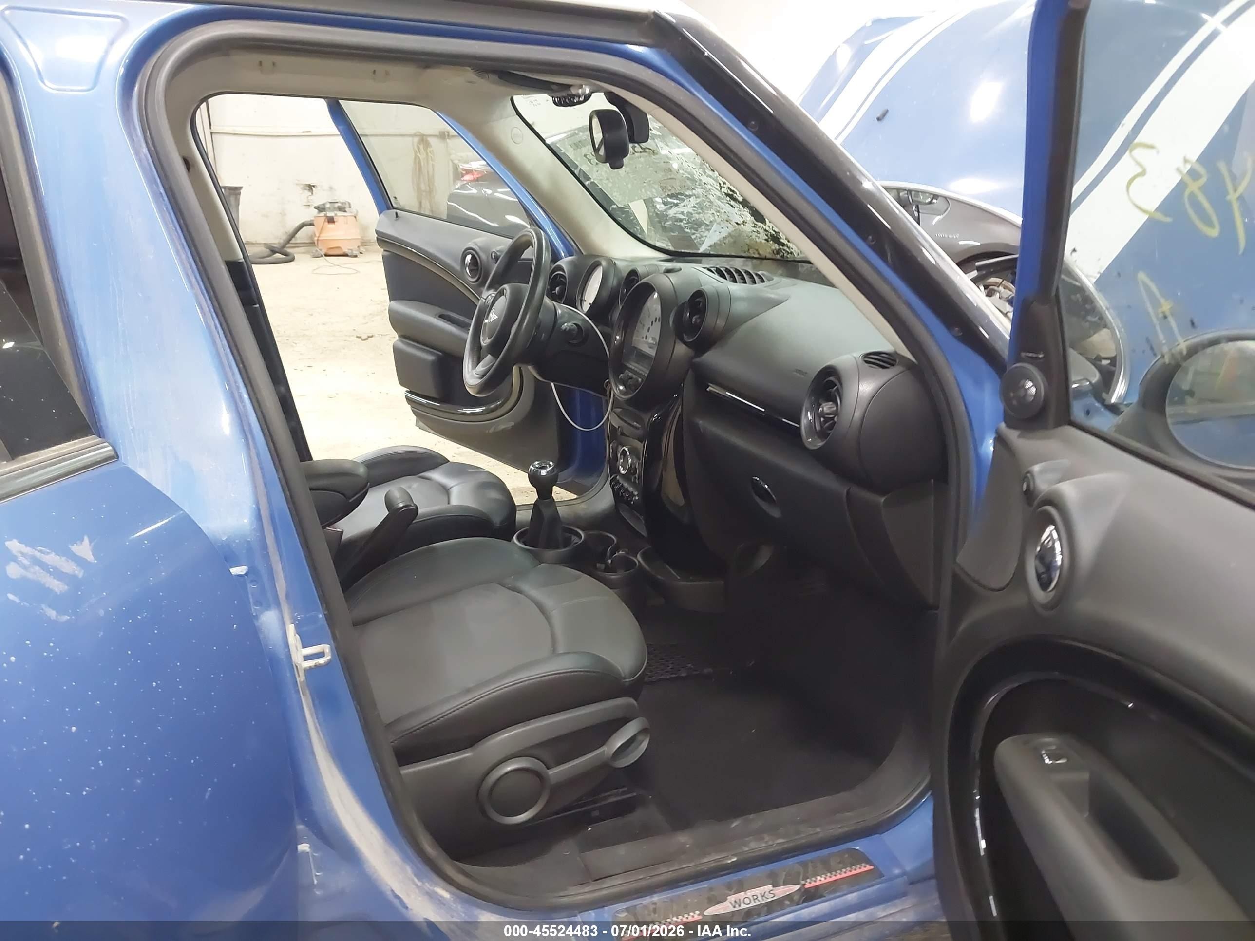 2014 Mini Countryman Cooper S Blue vin: WMWZC5C52EWM18516