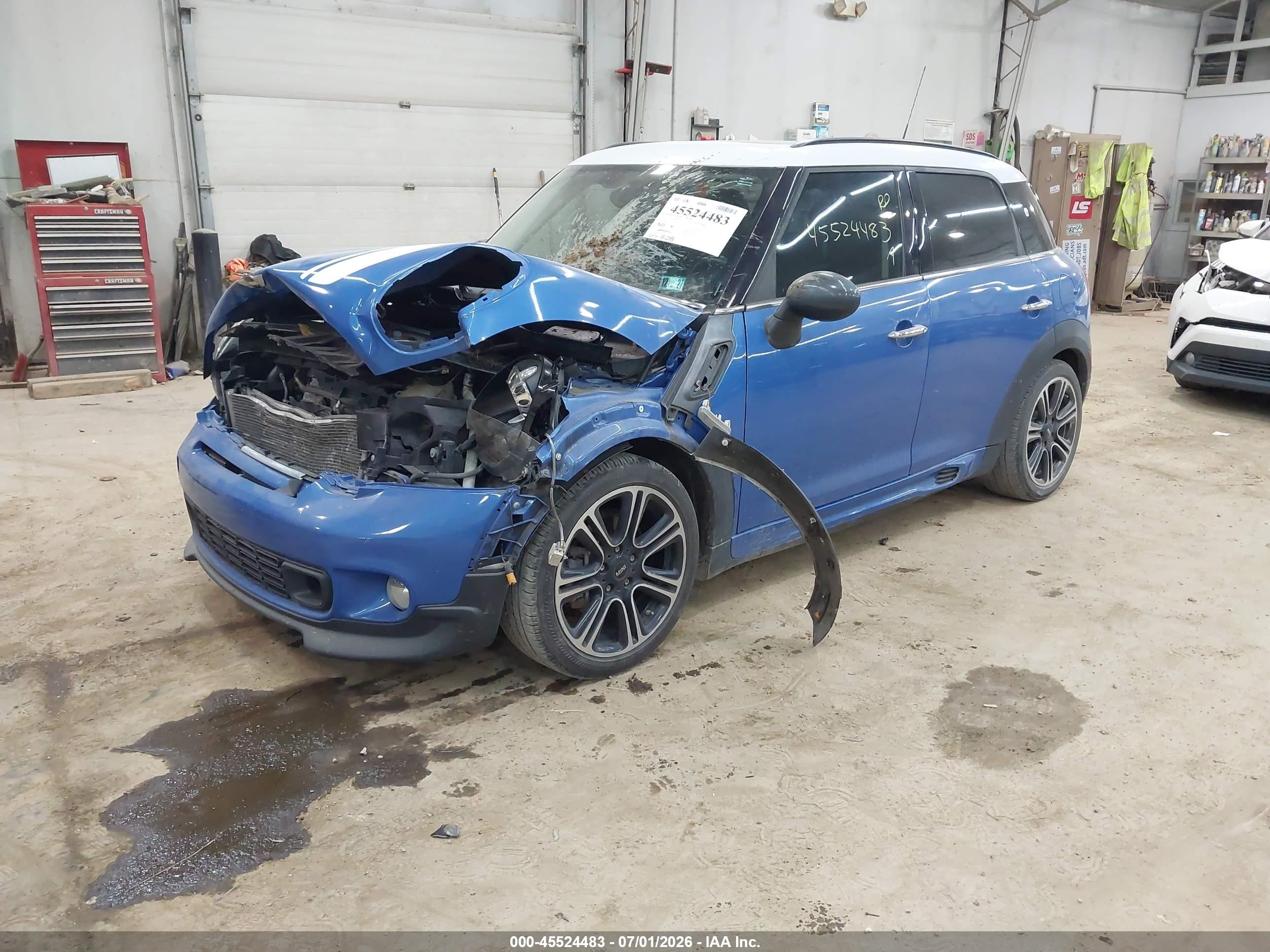 2014 Mini Countryman Cooper S Blue vin: WMWZC5C52EWM18516