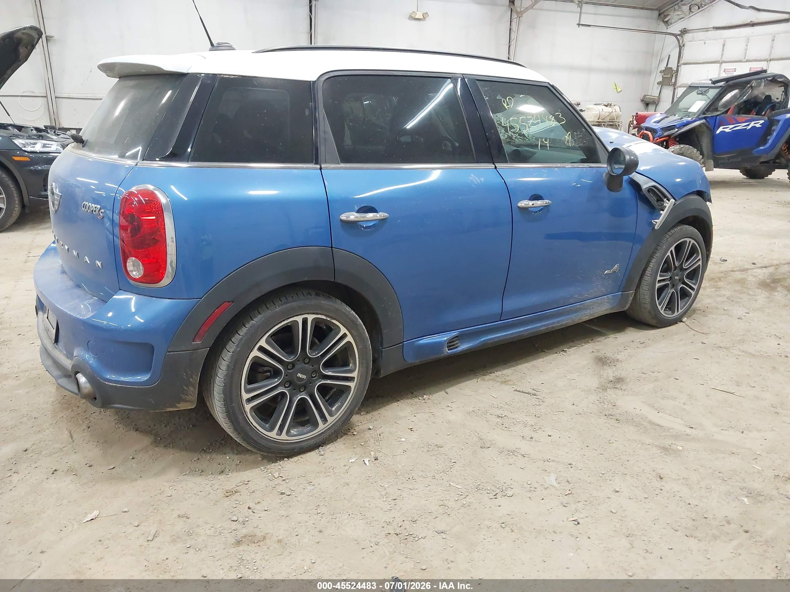 2014 Mini Countryman Cooper S Blue vin: WMWZC5C52EWM18516