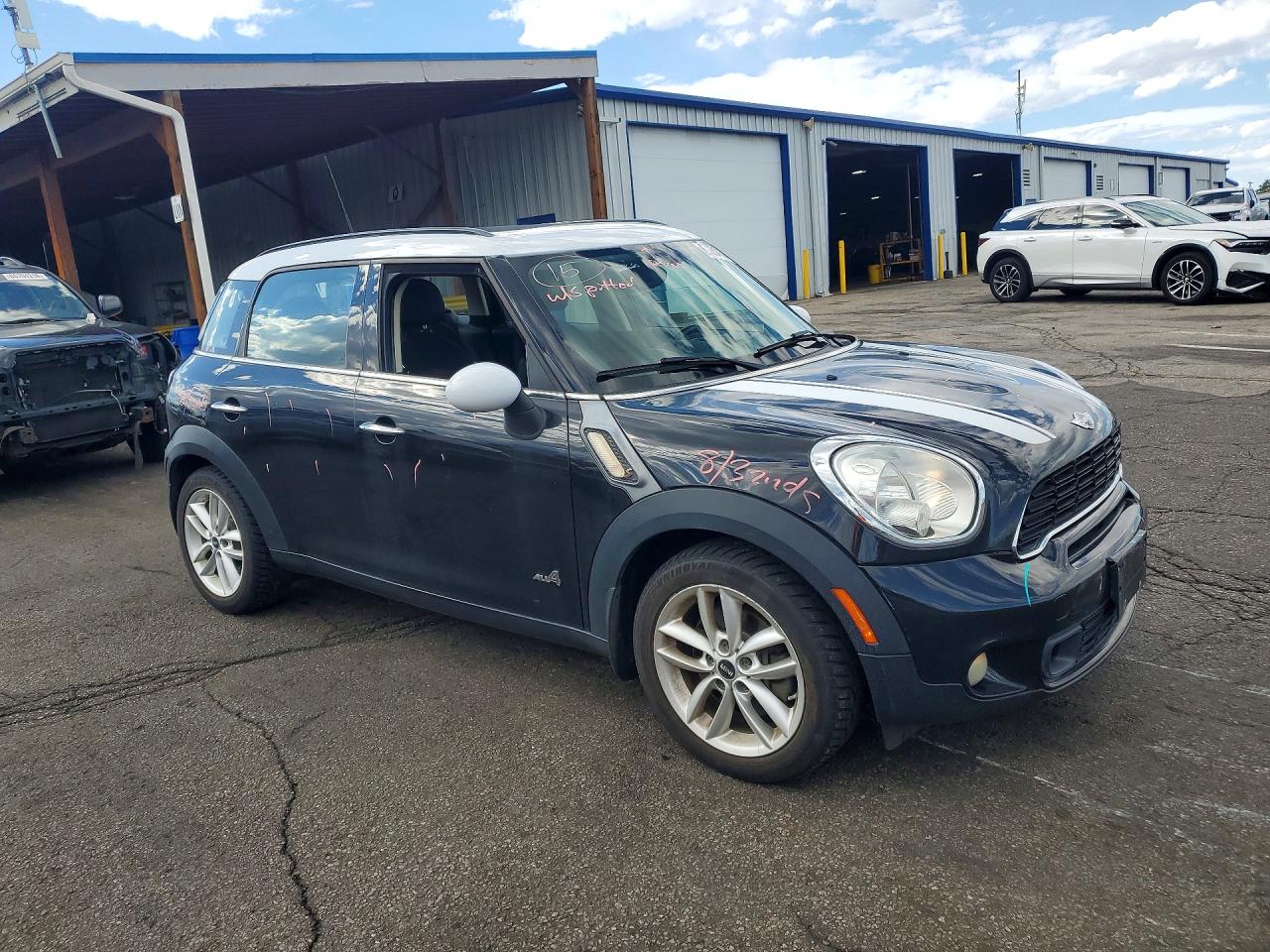 2013 Mini Cooper S Countryman Черный vin: WMWZC5C53DWP30746