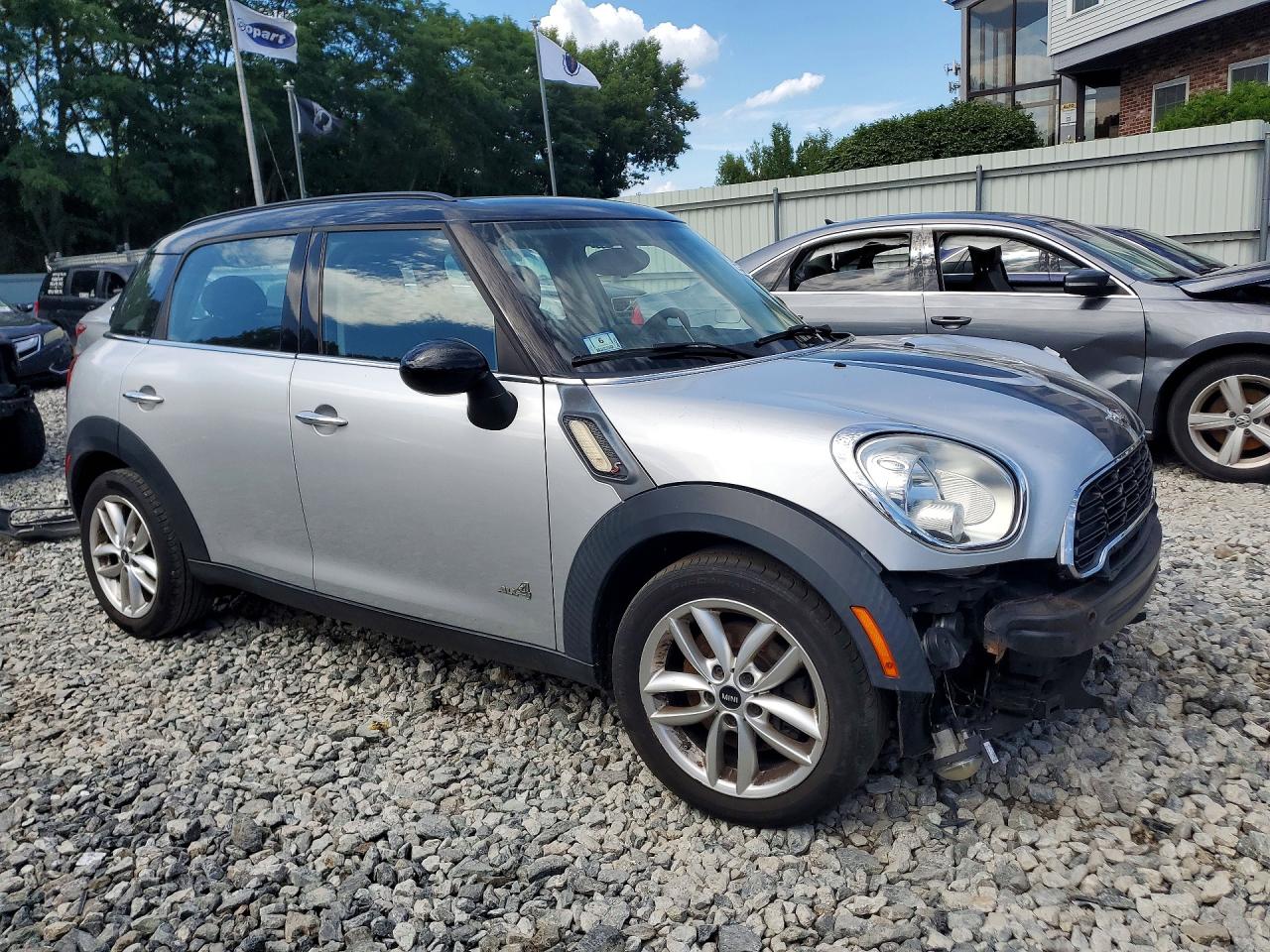 2014 Mini Cooper S Countryman Silver vin: WMWZC5C53EWP35558