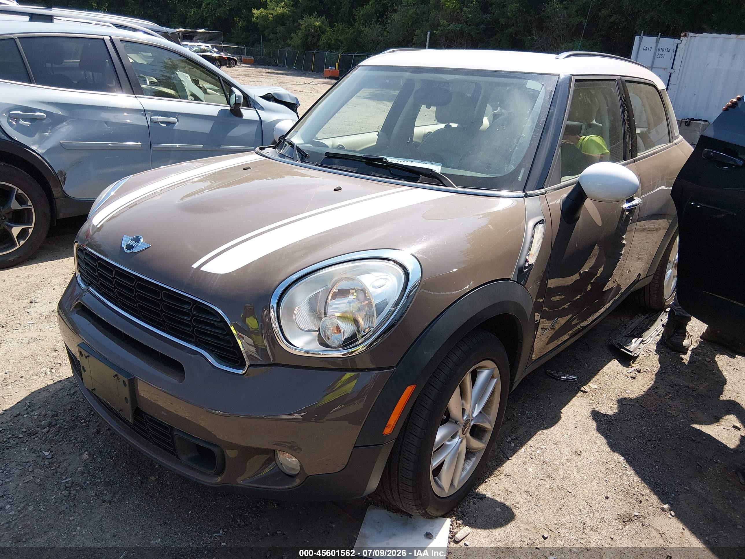 2012 Mini Cooper S Countryman   Brown vin: WMWZC5C54CWL56937