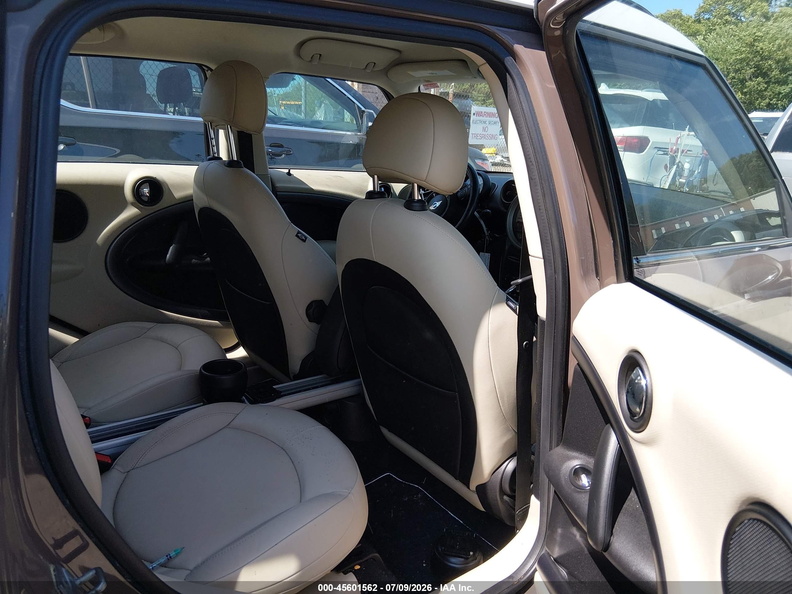 2012 Mini Cooper S Countryman   Brown vin: WMWZC5C54CWL56937