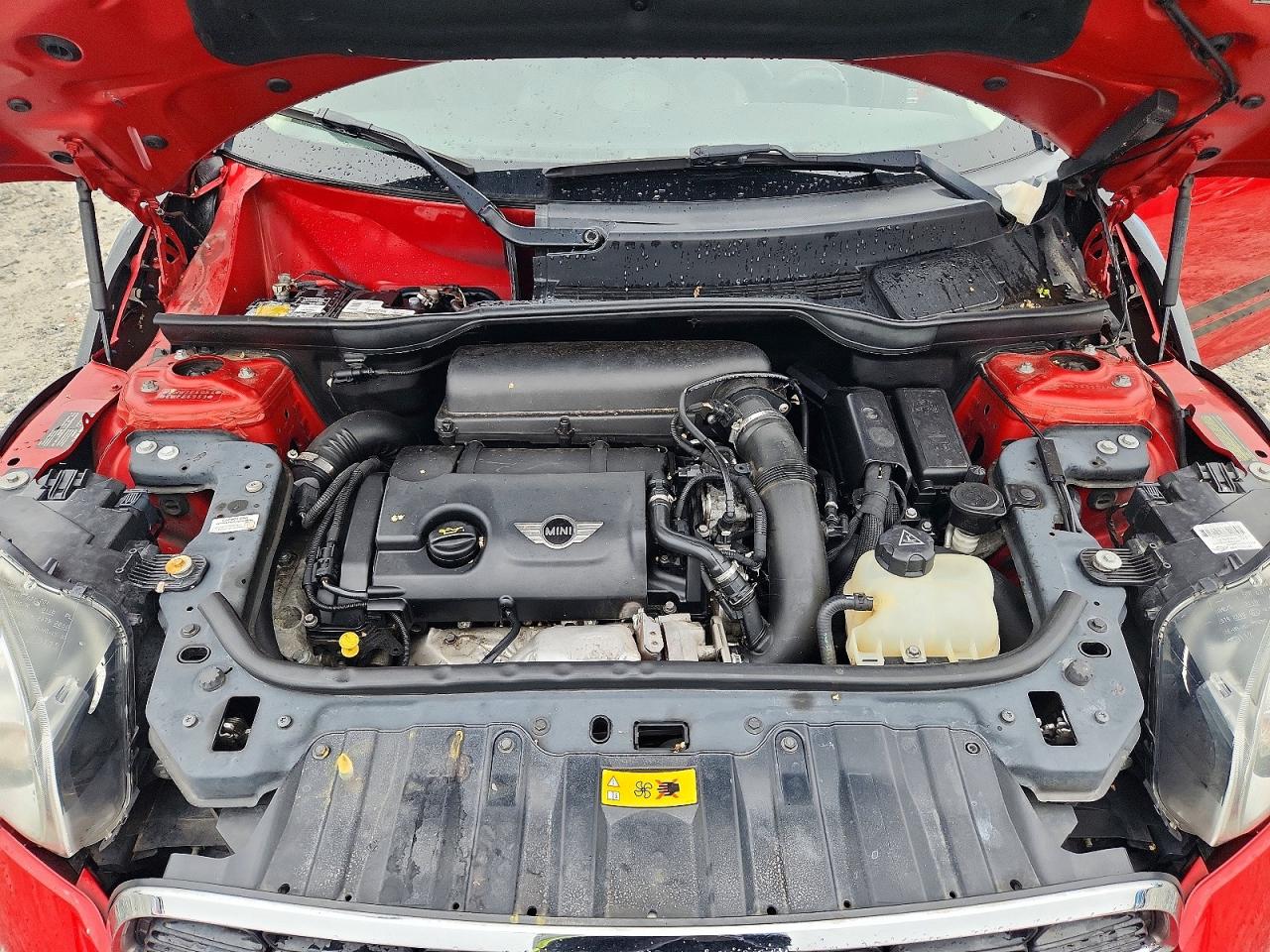 2014 Mini Cooper S Countryman Red vin: WMWZC5C54EWP36959
