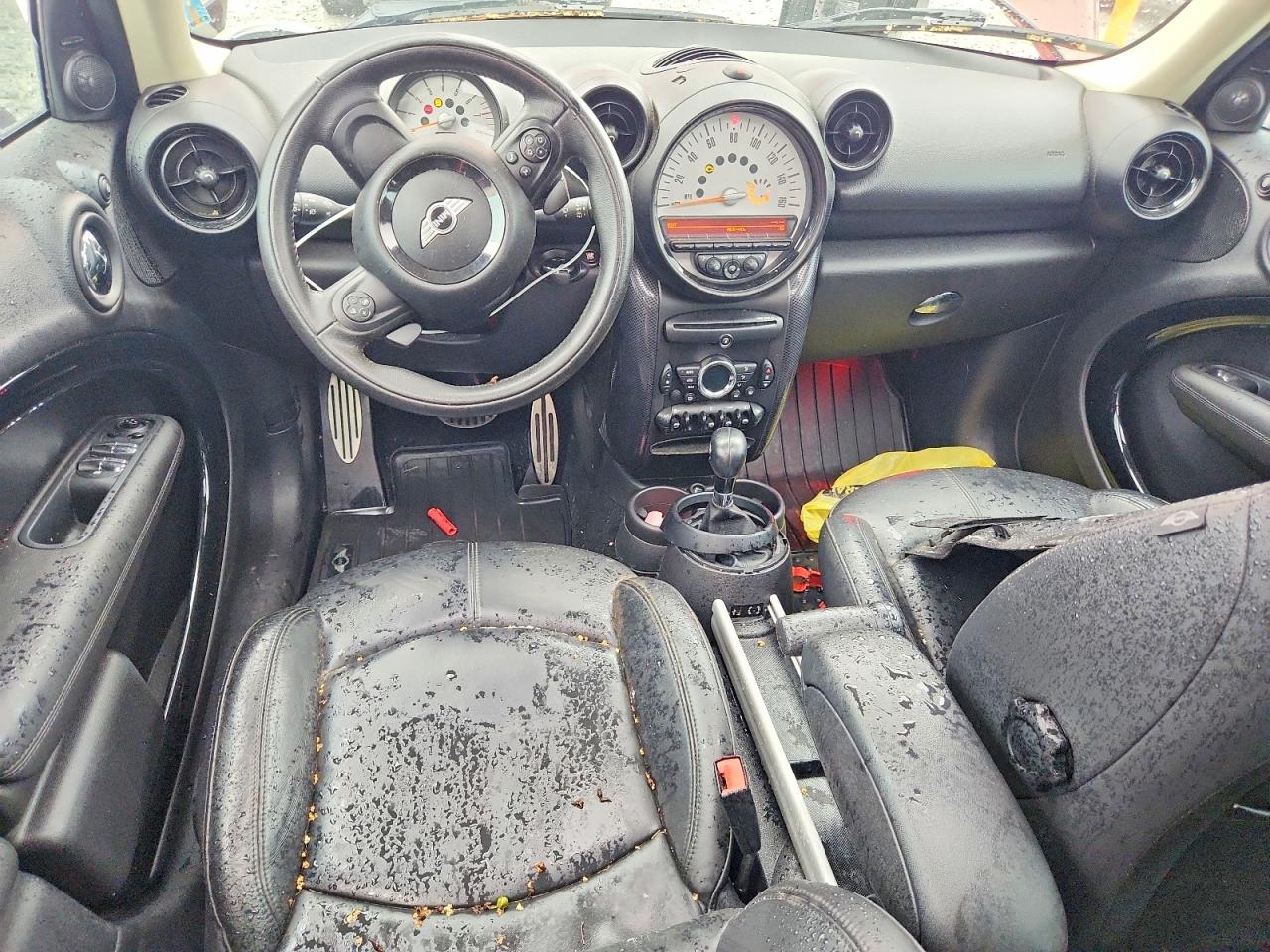 2014 Mini Cooper S Countryman Red vin: WMWZC5C54EWP36959