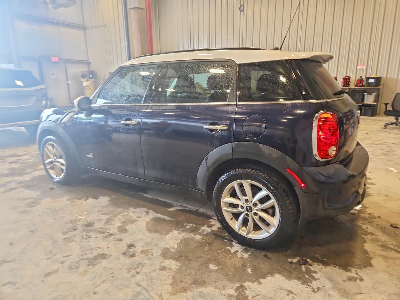 2014 Mini Cooper S Countryman Blue vin: WMWZC5C54EWP38095
