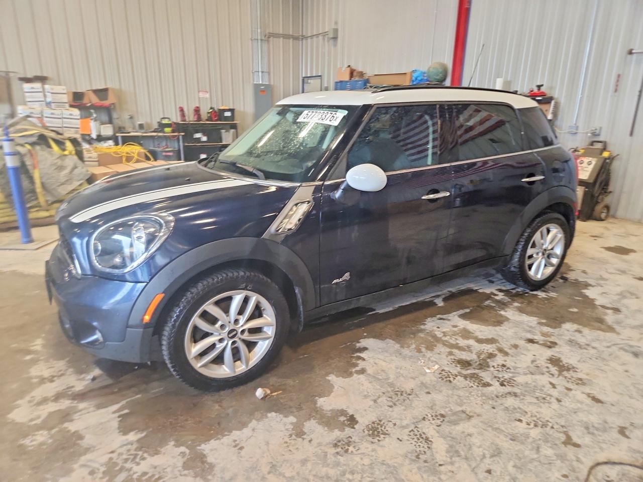 2014 Mini Cooper S Countryman Blue vin: WMWZC5C54EWP38095