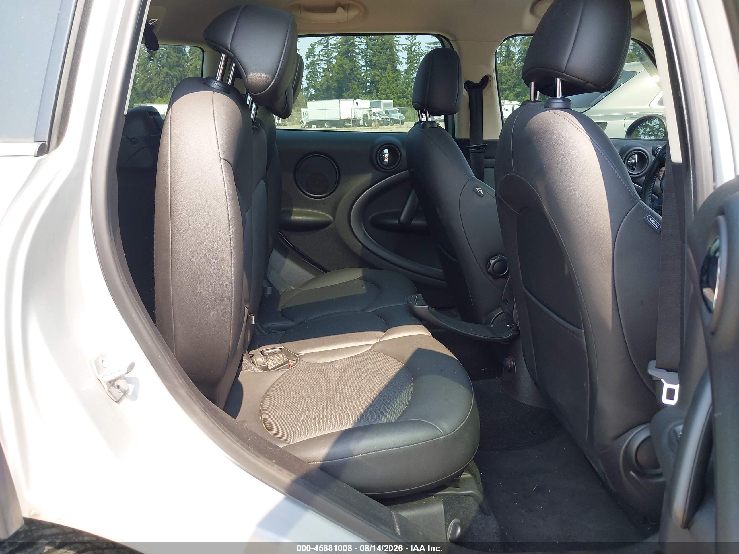 2013 Mini Countryman Cooper S Silver vin: WMWZC5C55DWP33602