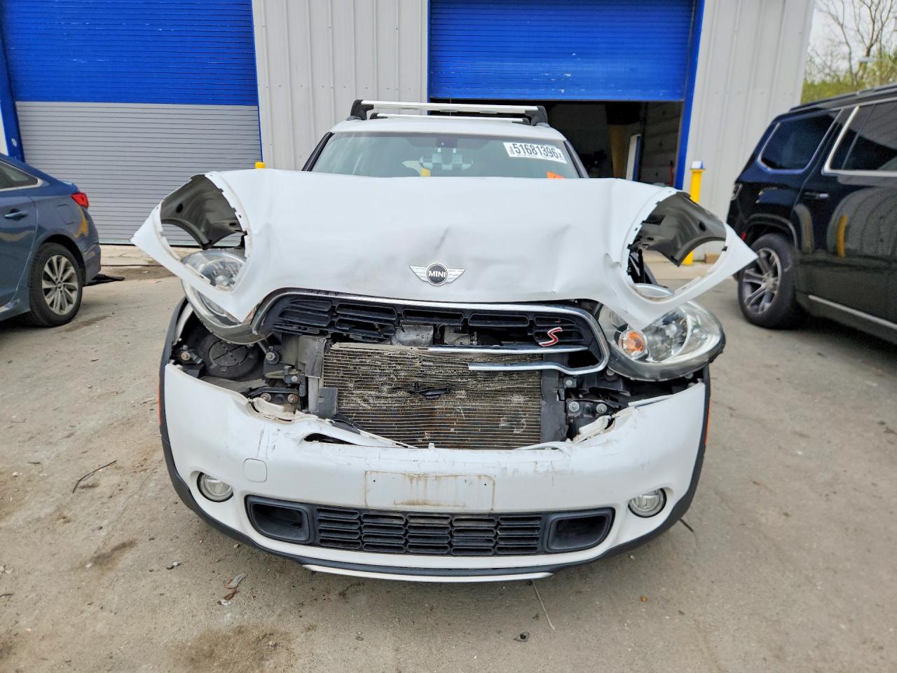 2015 Mini Cooper S Countryman White vin: WMWZC5C55FWP48264