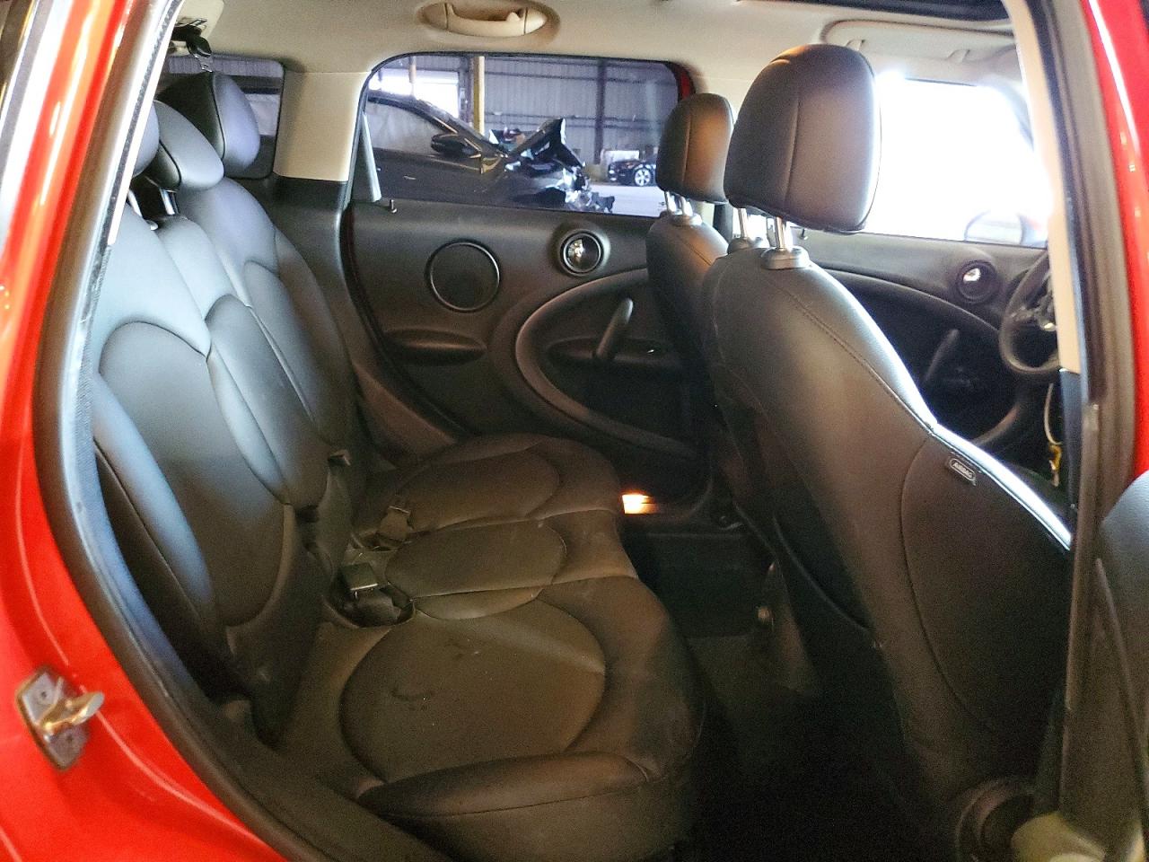 2012 Mini Cooper S Countryman Red vin: WMWZC5C56CWL59922