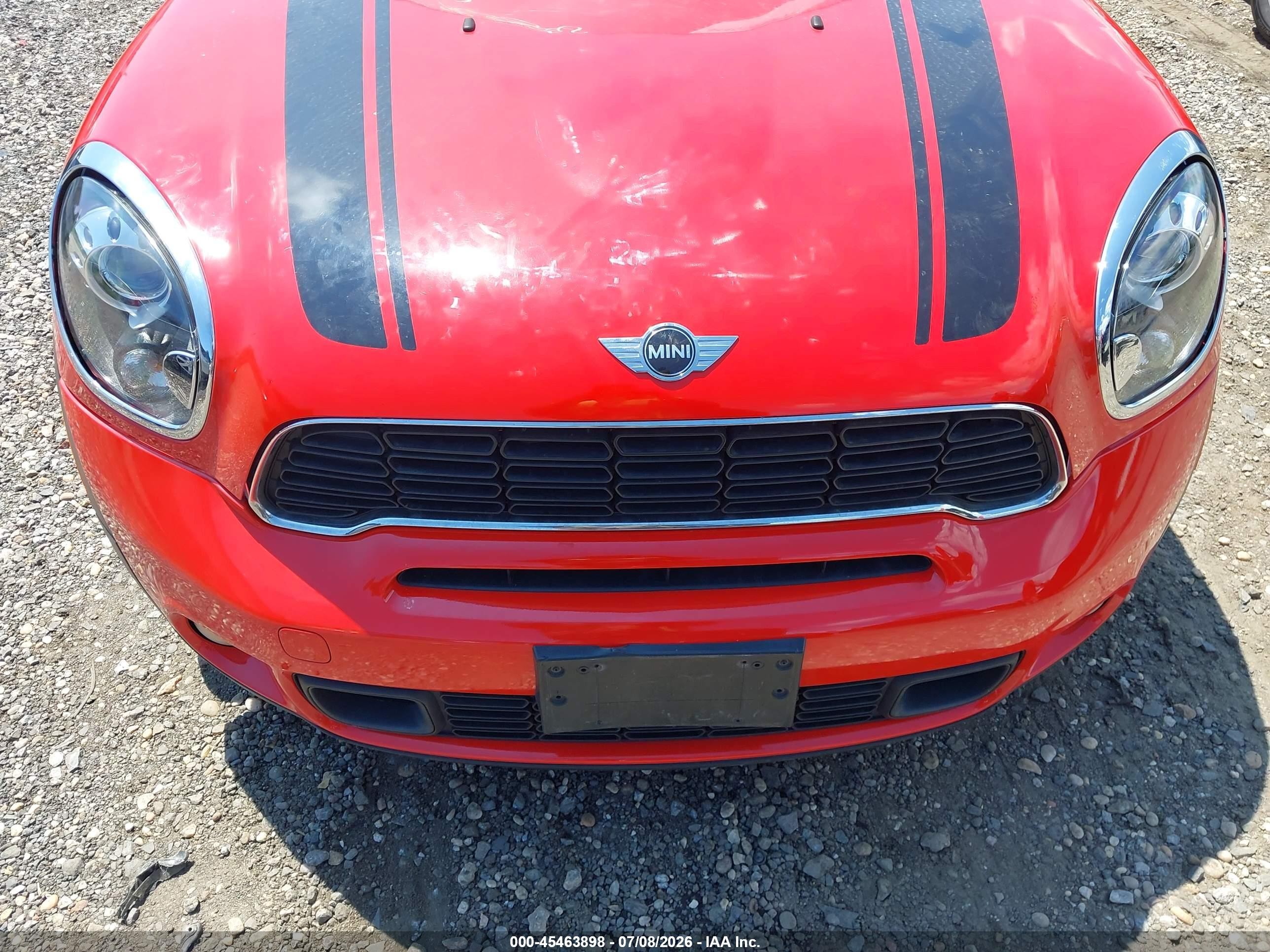2012 Mini Cooper S Countryman   Red vin: WMWZC5C56CWL62139