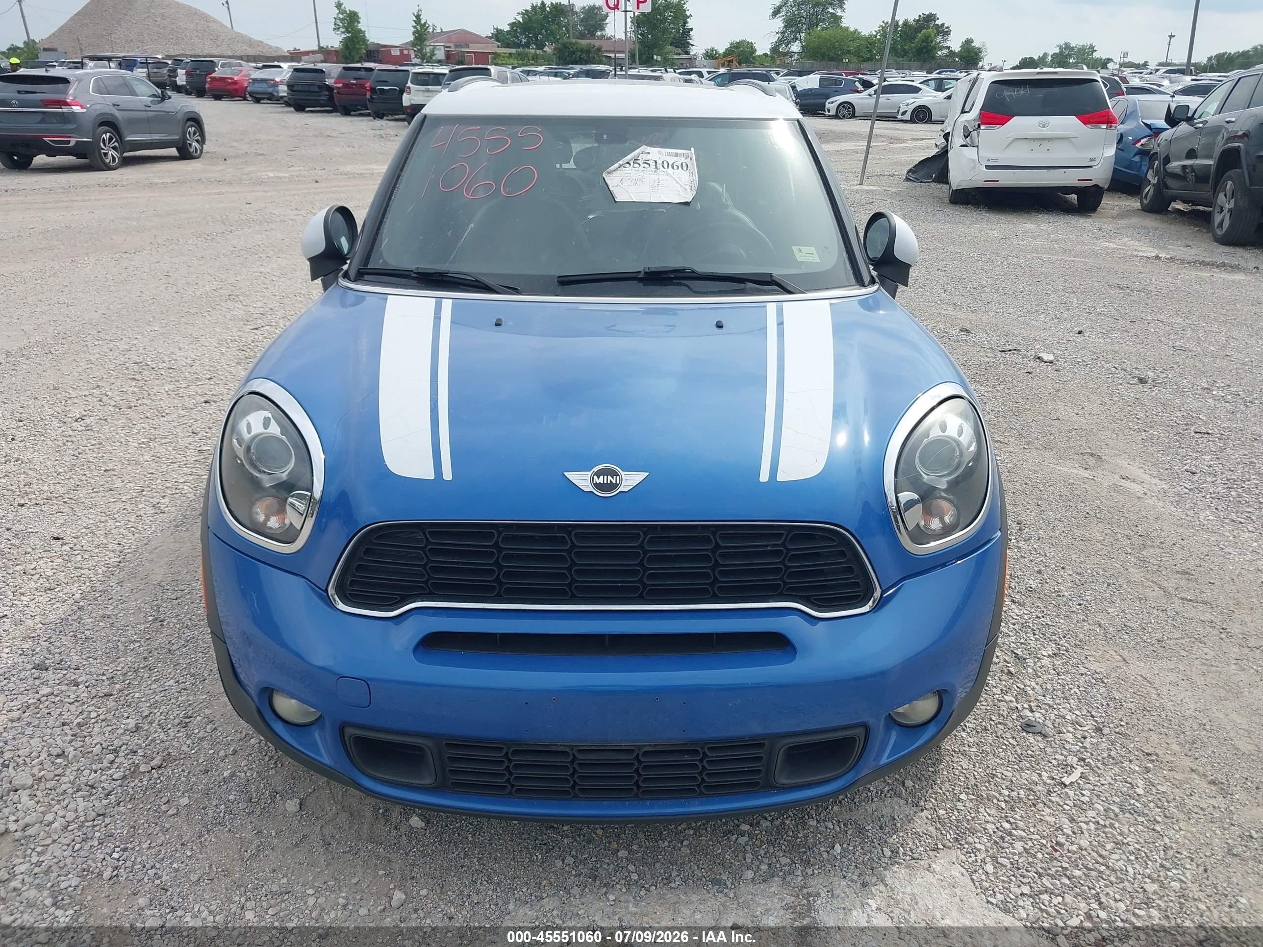 2014 Mini Countryman Cooper S Blue vin: WMWZC5C56EWP37367