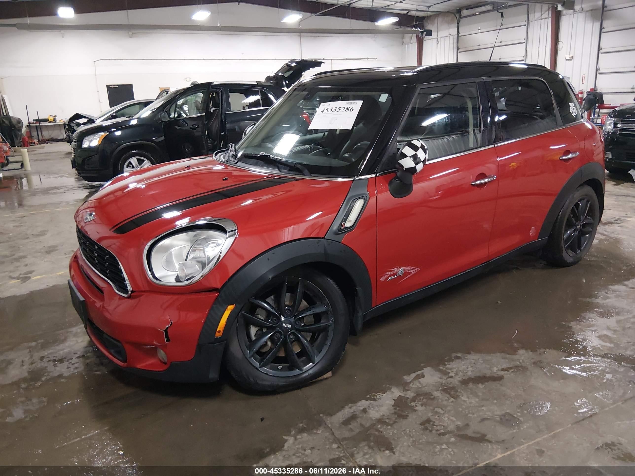 2014 Mini Countryman Cooper S Red vin: WMWZC5C56EWP41497