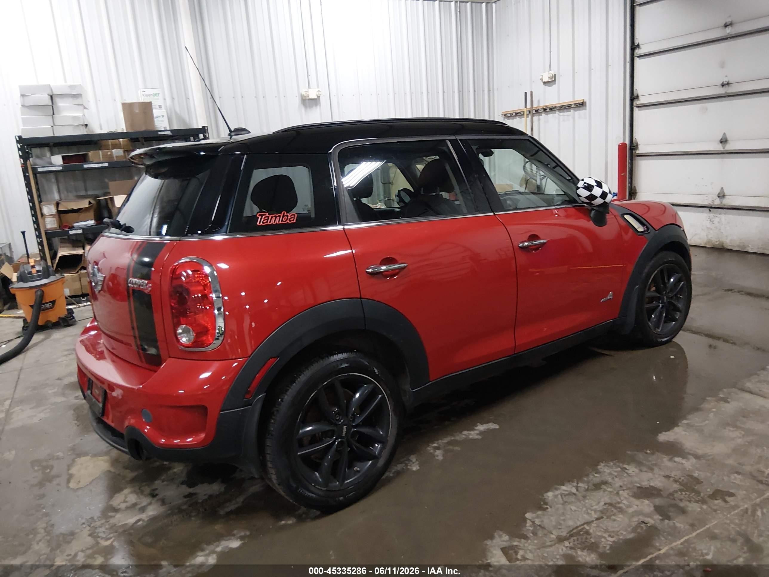 2014 Mini Countryman Cooper S Red vin: WMWZC5C56EWP41497