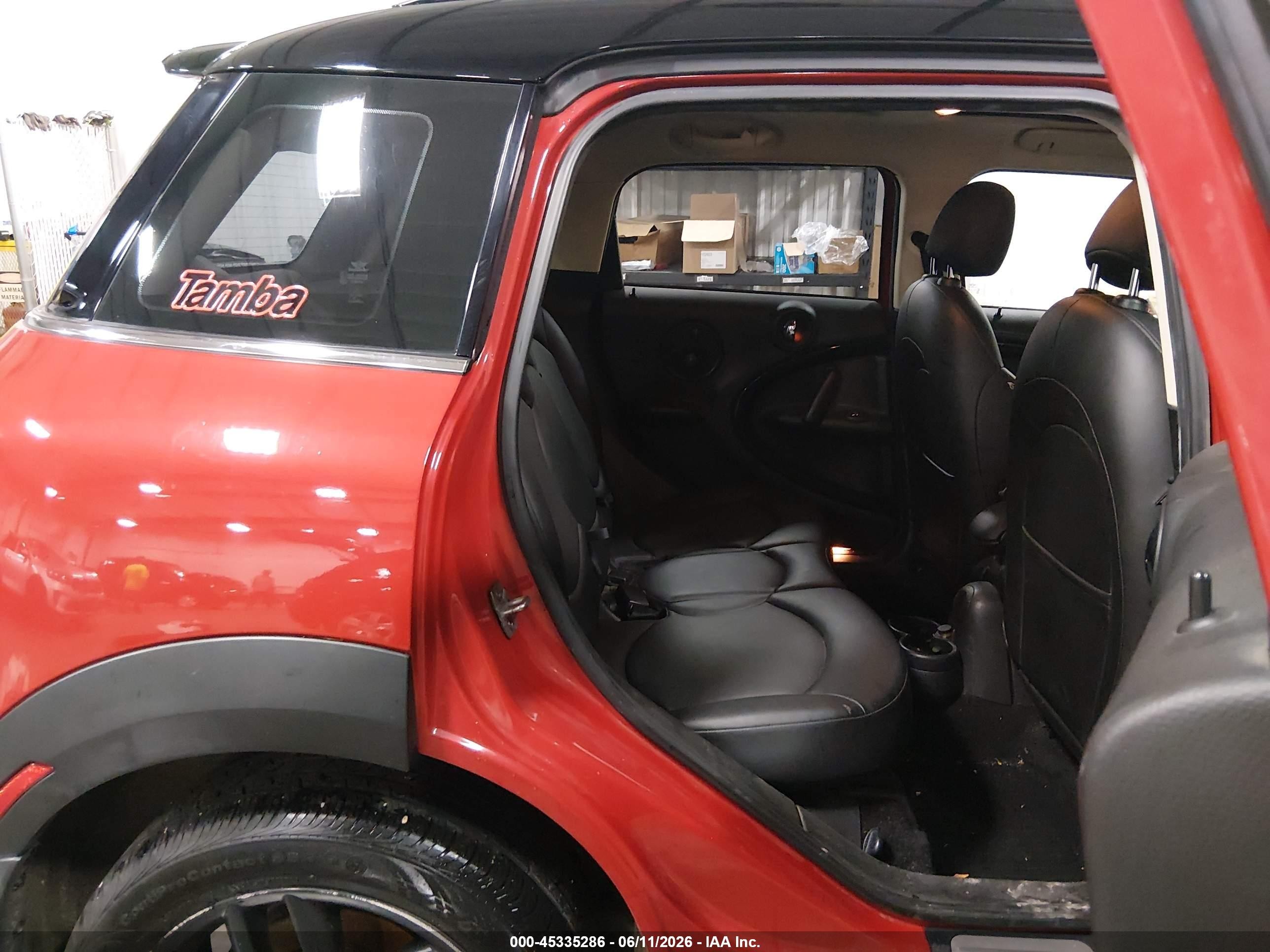 2014 Mini Countryman Cooper S Red vin: WMWZC5C56EWP41497