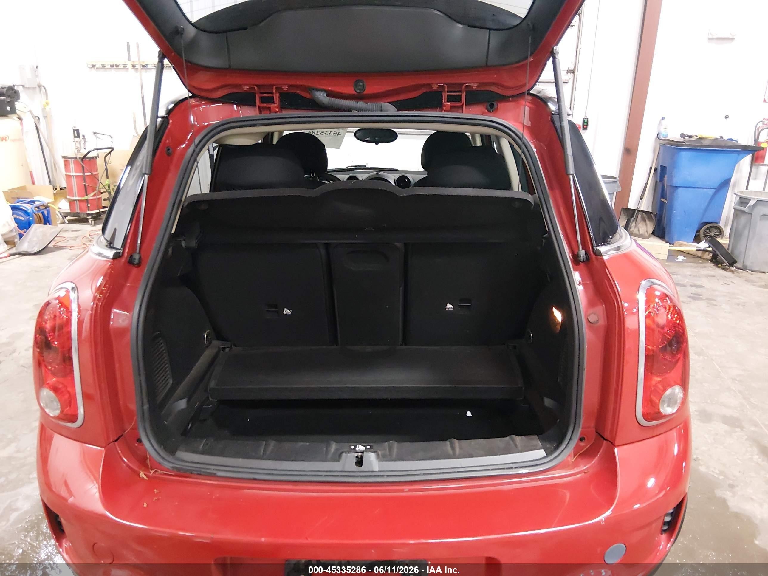 2014 Mini Countryman Cooper S Red vin: WMWZC5C56EWP41497