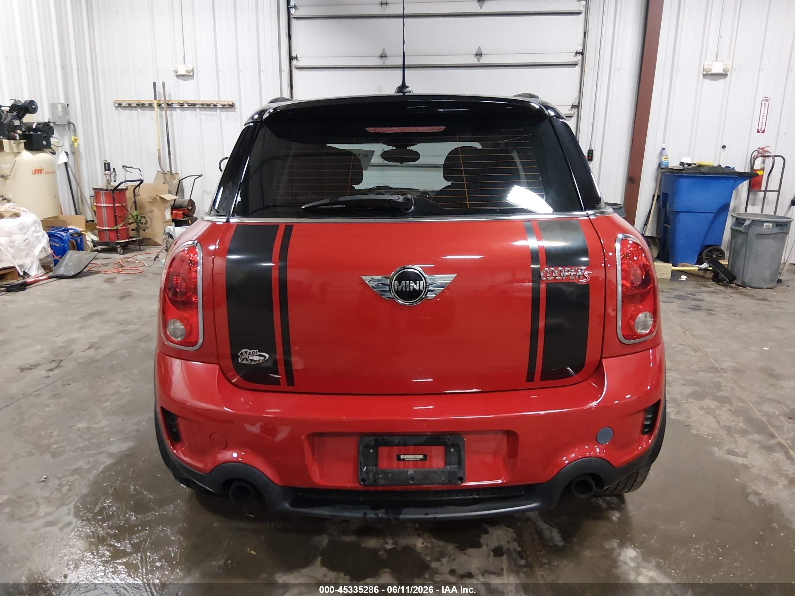 2014 Mini Countryman Cooper S Red vin: WMWZC5C56EWP41497