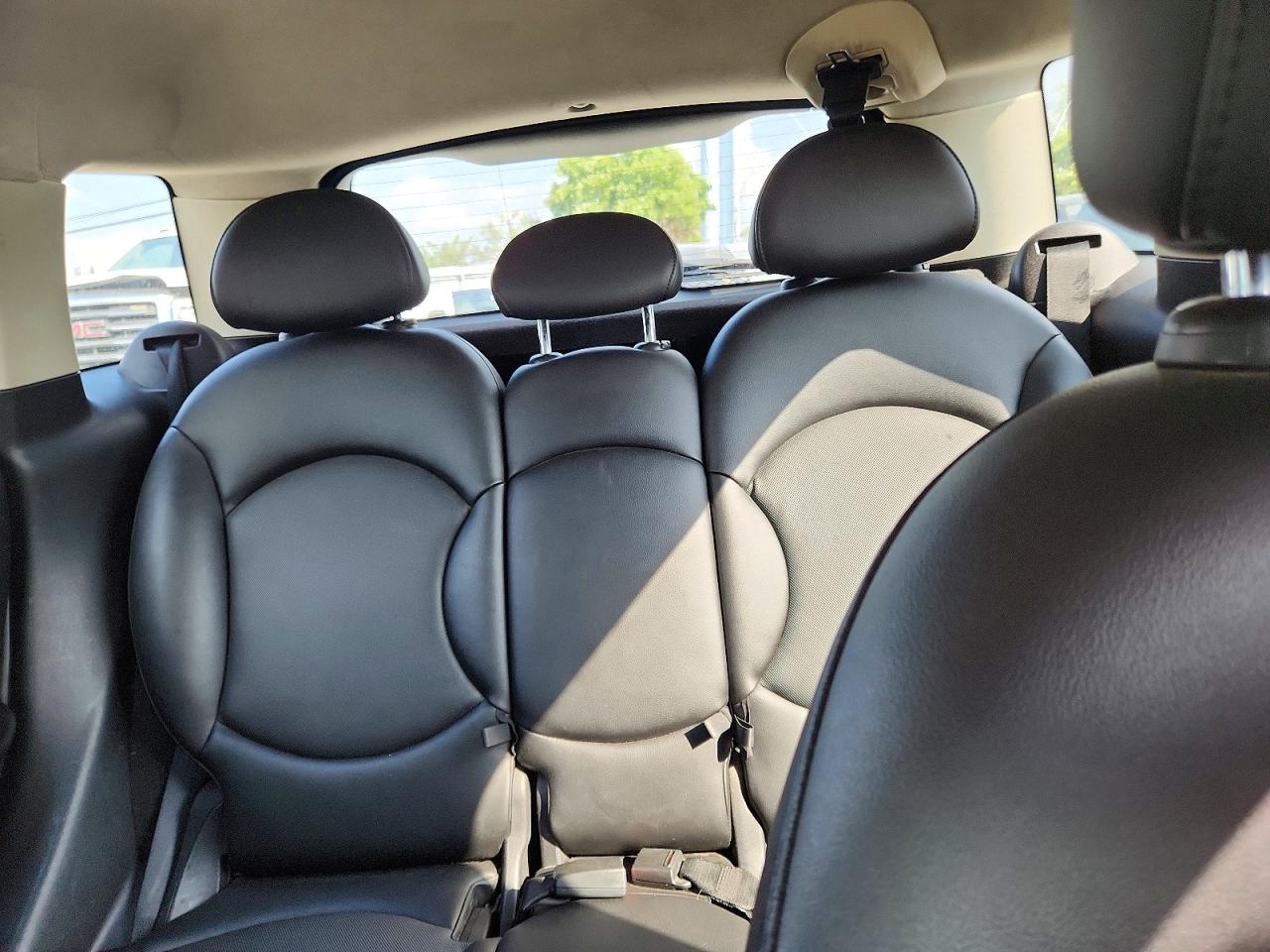 2014 Mini Cooper S Countryman Silver vin: WMWZC5C56EWP41855