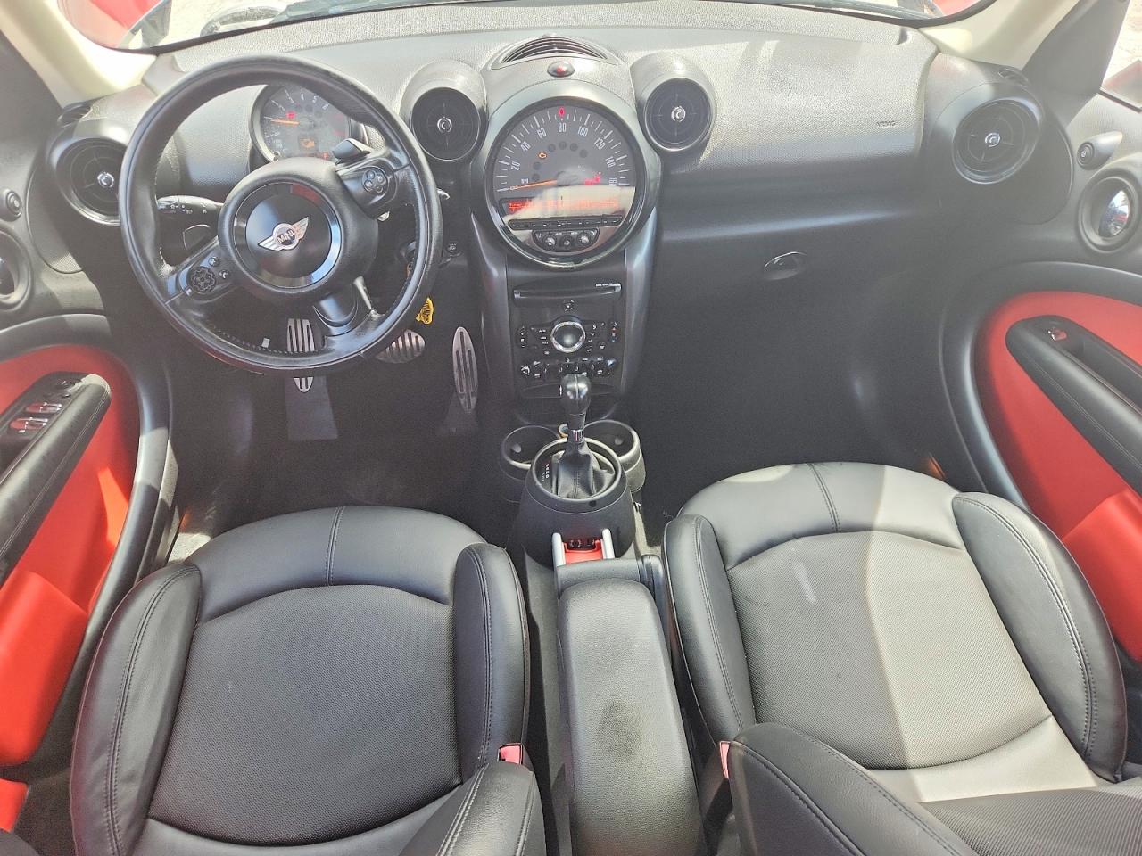 2015 Mini Cooper S Countryman Red vin: WMWZC5C56FWP47270