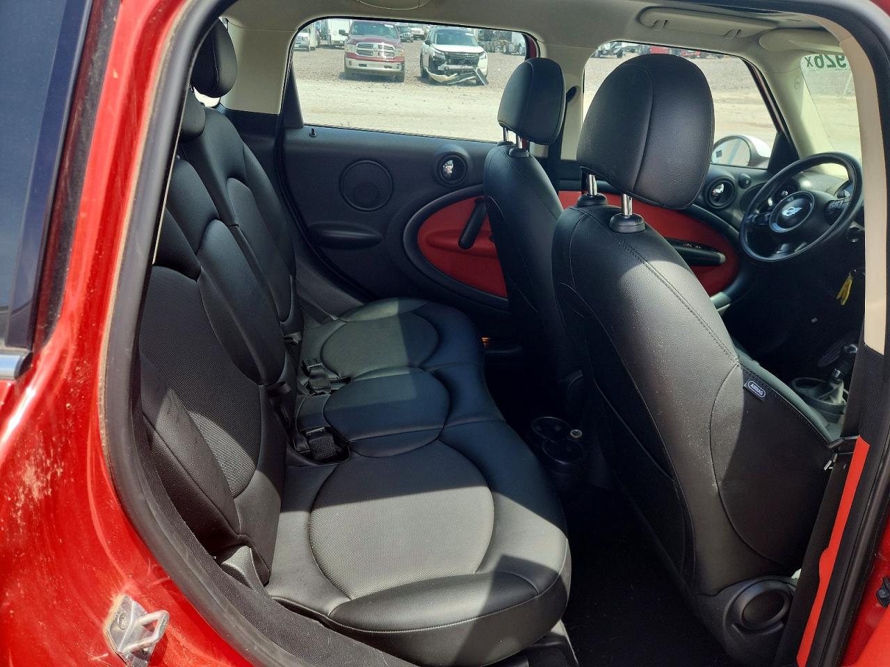 2015 Mini Cooper S Countryman Red vin: WMWZC5C56FWP47270