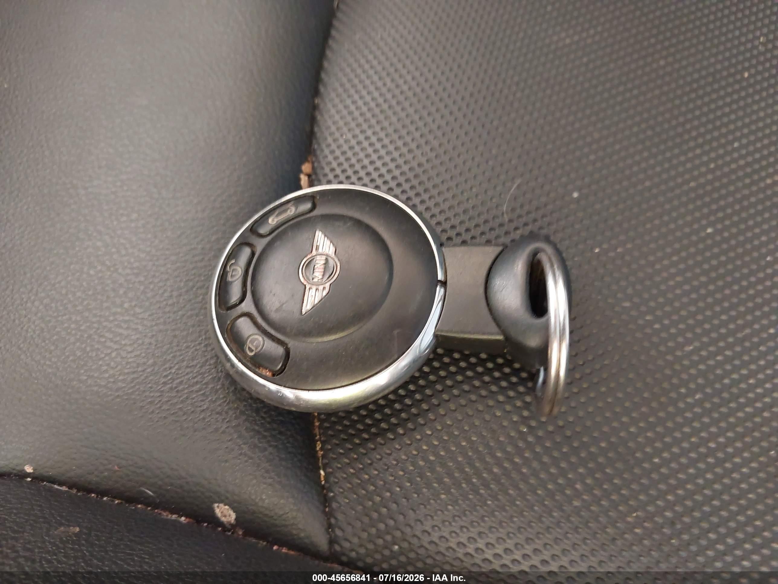 2011 Mini Cooper S Countryman   Серый vin: WMWZC5C57BWH99164