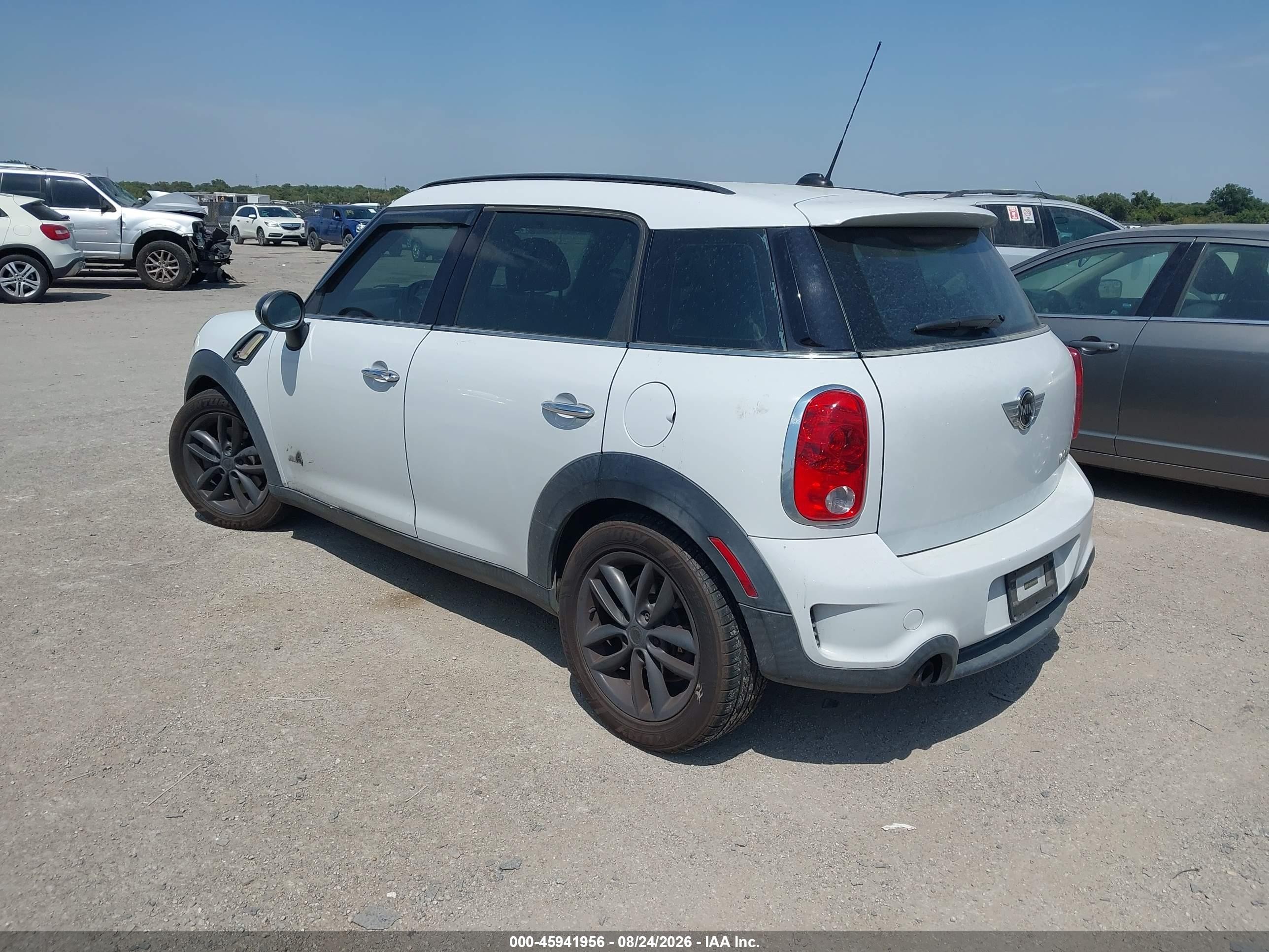 2012 Mini Cooper S Countryman   White vin: WMWZC5C57CWM13051