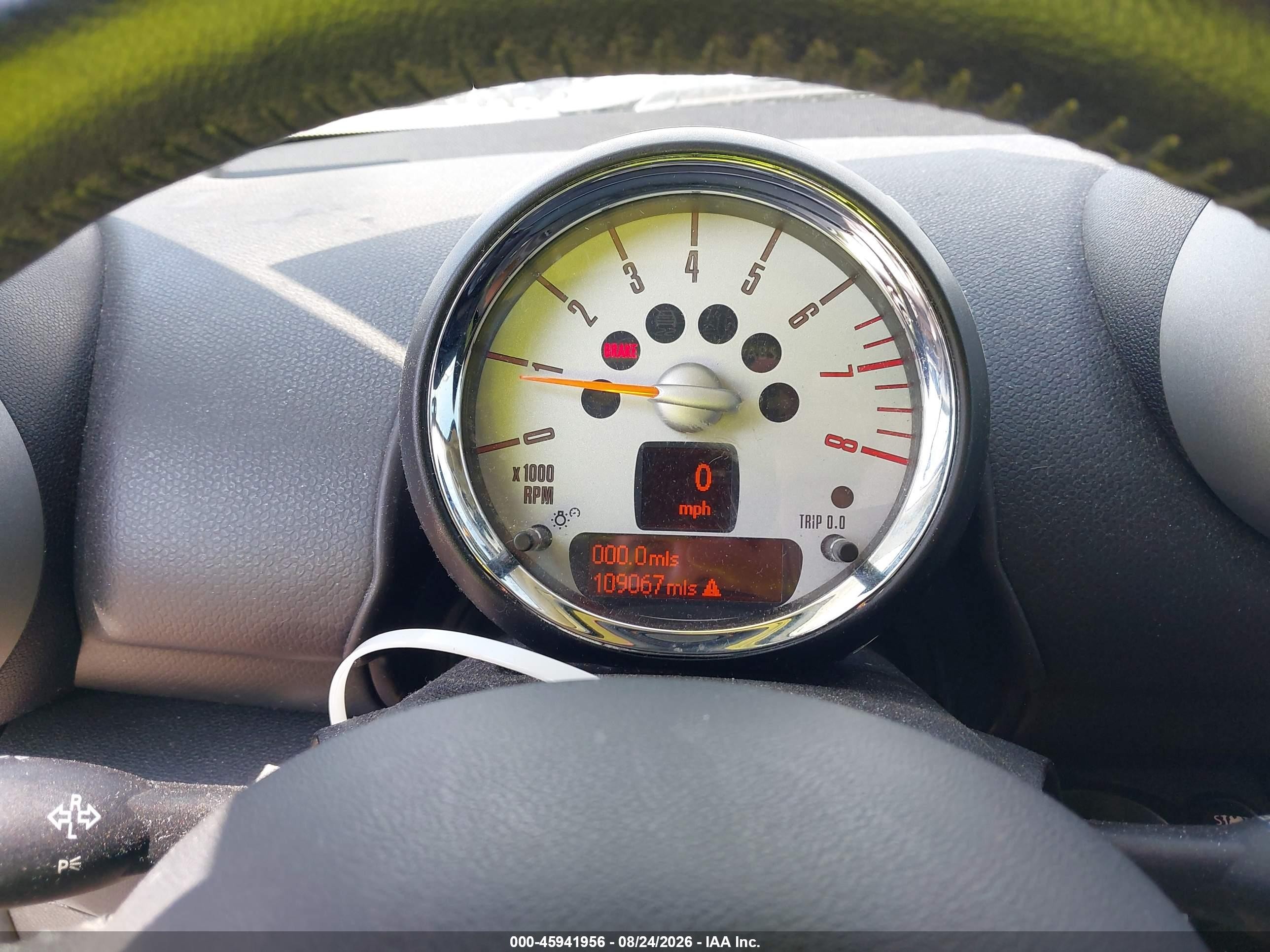 2012 Mini Cooper S Countryman   White vin: WMWZC5C57CWM13051