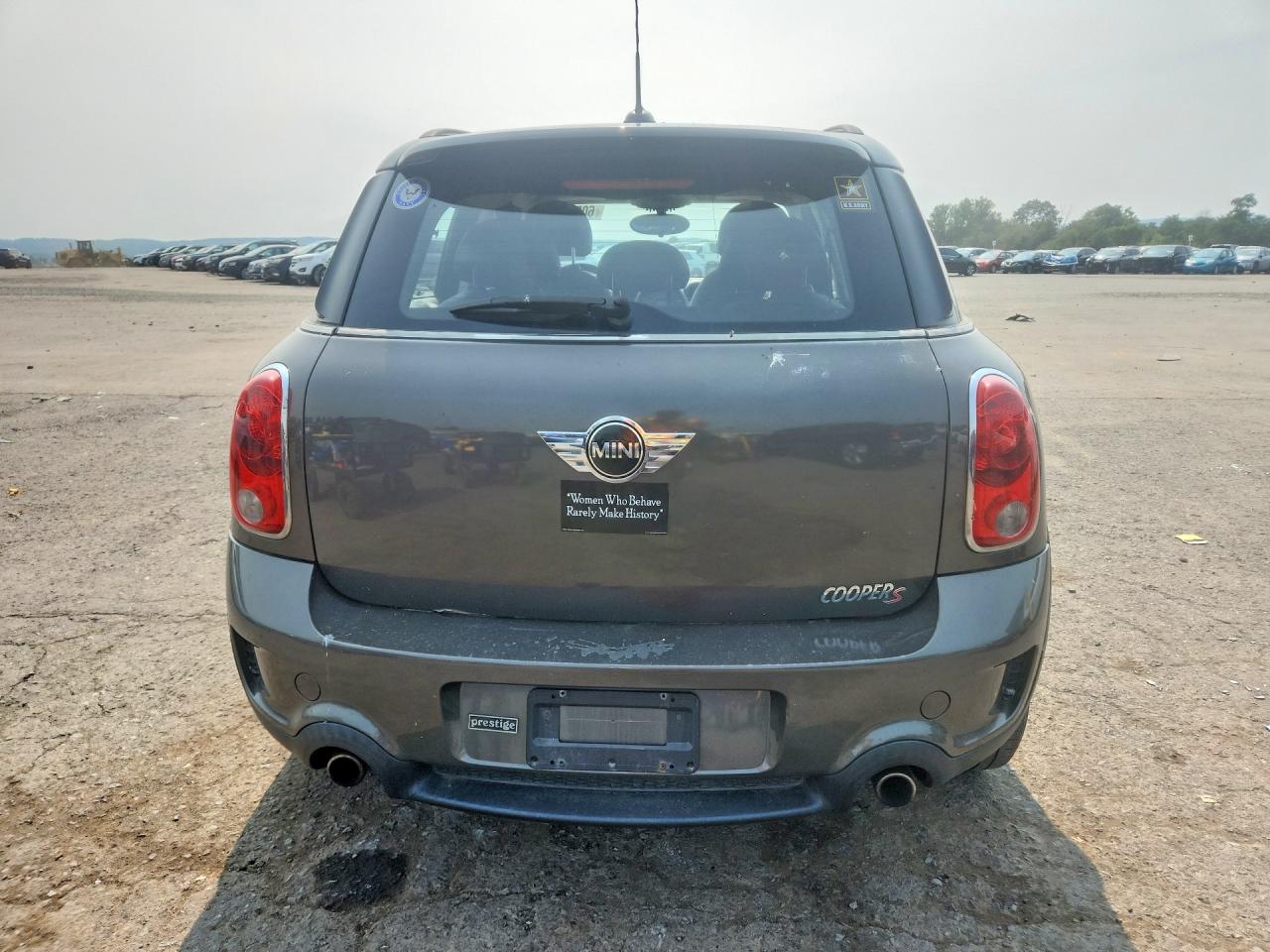 2012 Min Countryman Gray vin: WMWZC5C57CWM13602