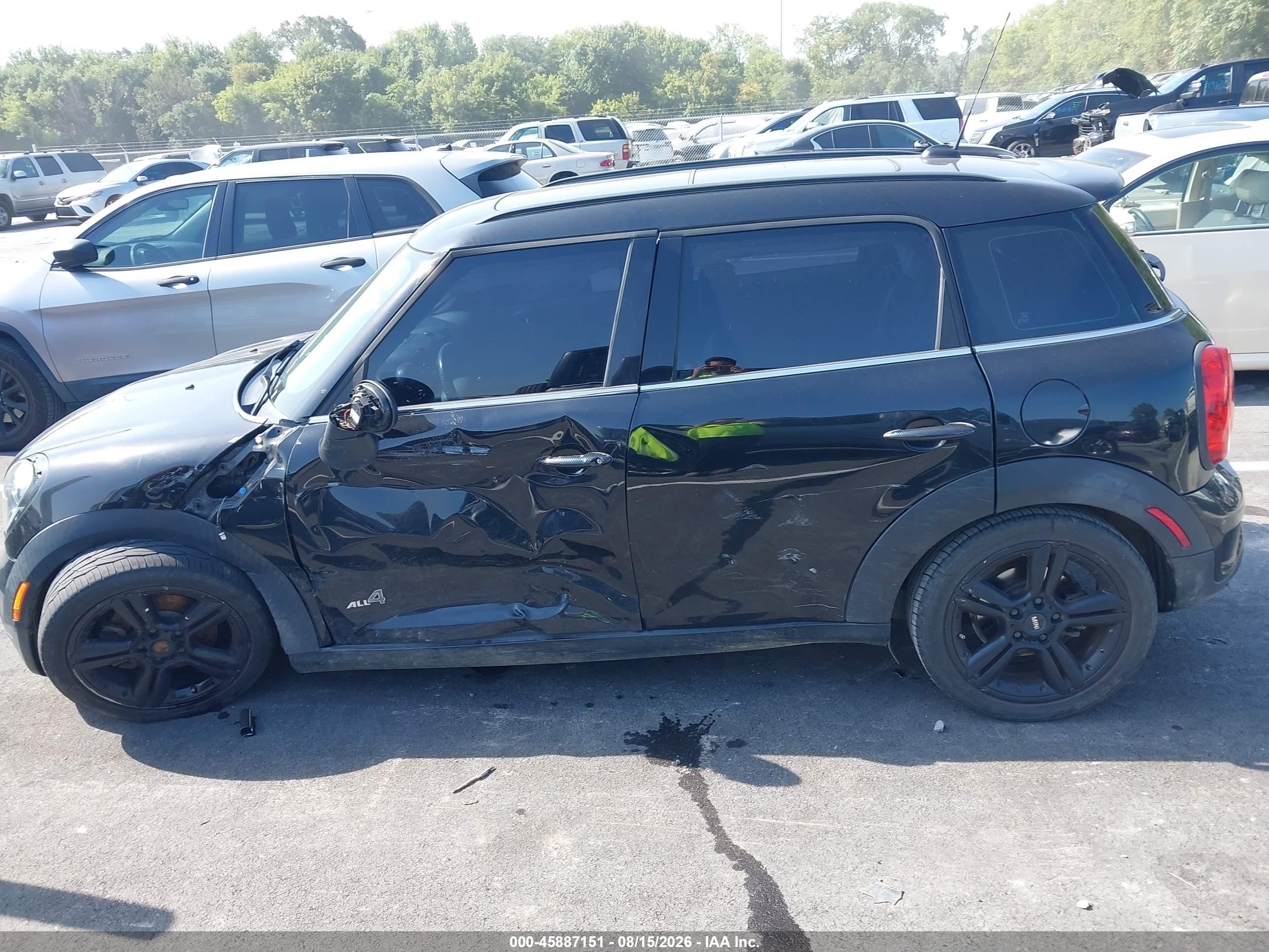 2013 Mini Countryman Cooper S Black vin: WMWZC5C57DWM15884