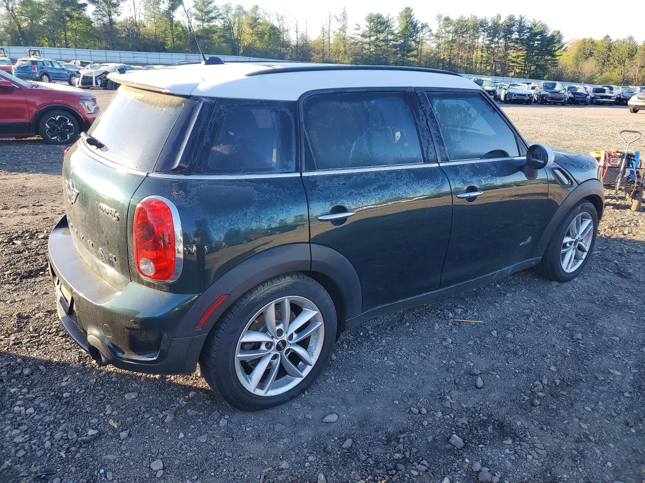 2014 Mini Cooper S Countryman Green vin: WMWZC5C57EWP35353