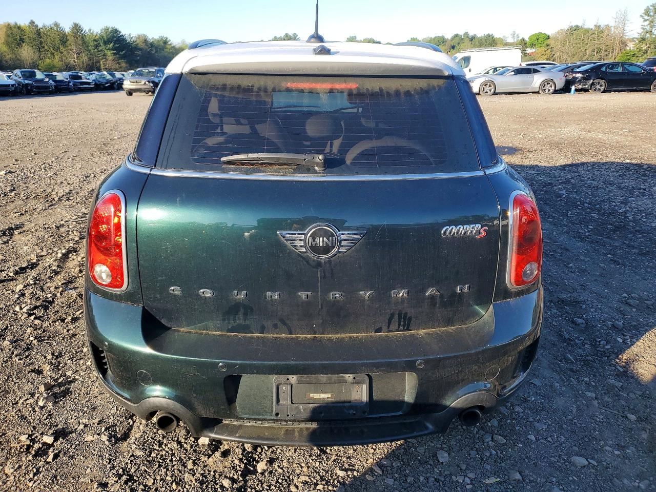 2014 Mini Cooper S Countryman Green vin: WMWZC5C57EWP35353