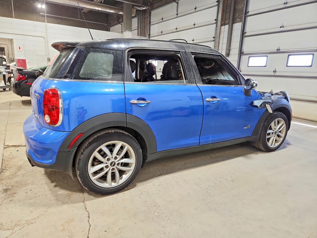 2014 Mini Cooper S Countryman Blue vin: WMWZC5C57EWP35479