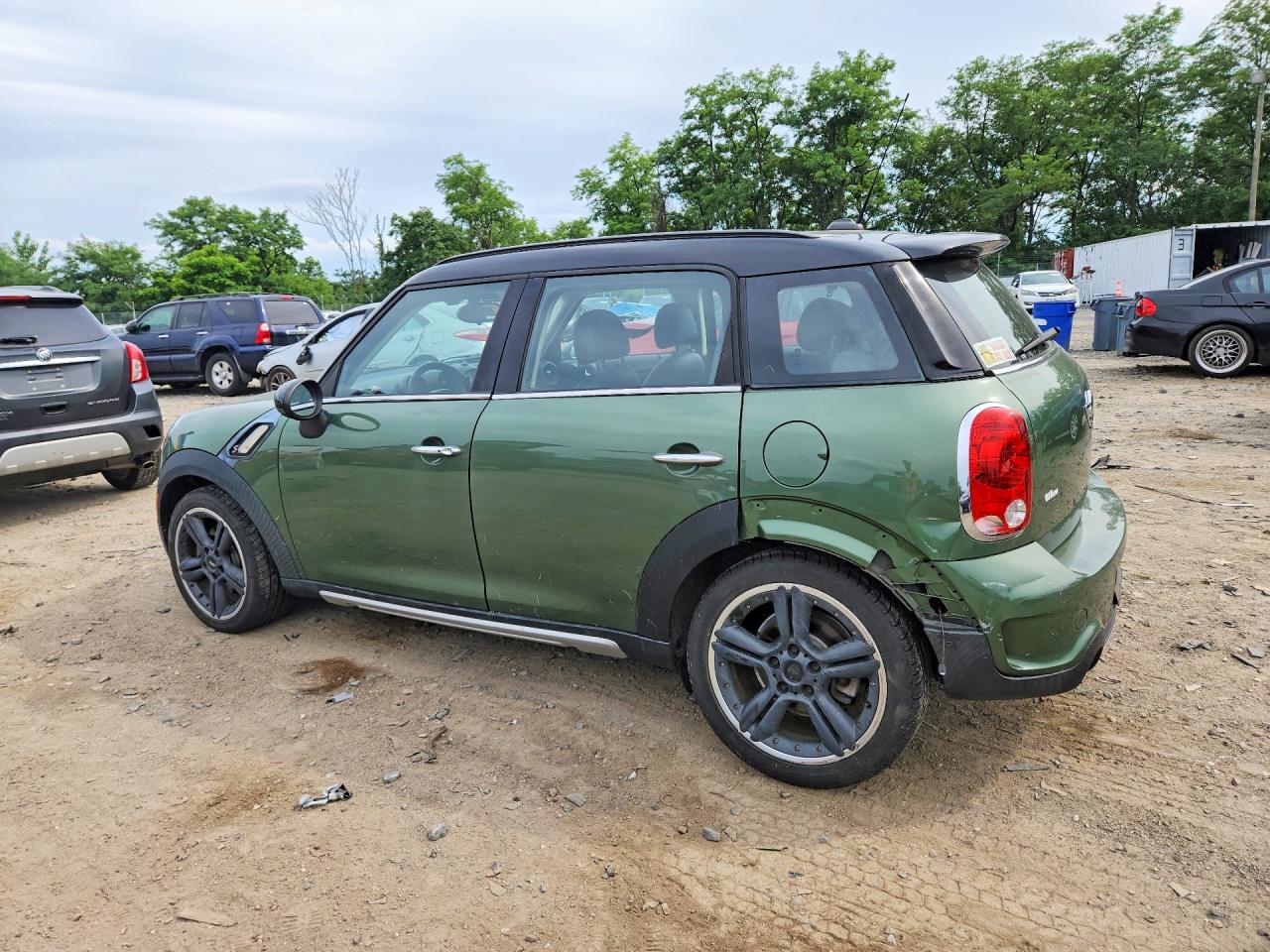 2015 Mini Cooper S Countryman Green vin: WMWZC5C57FWM18867